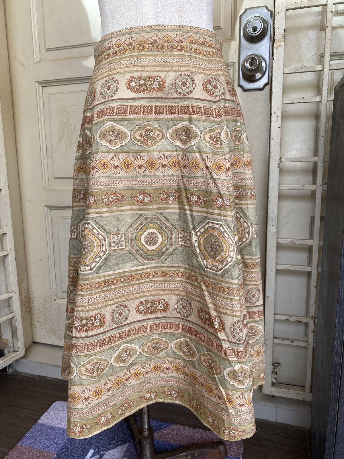 Burberry vintage 80s skirt Size 28" / US 6 / IT 42 - 3 Thumbnail