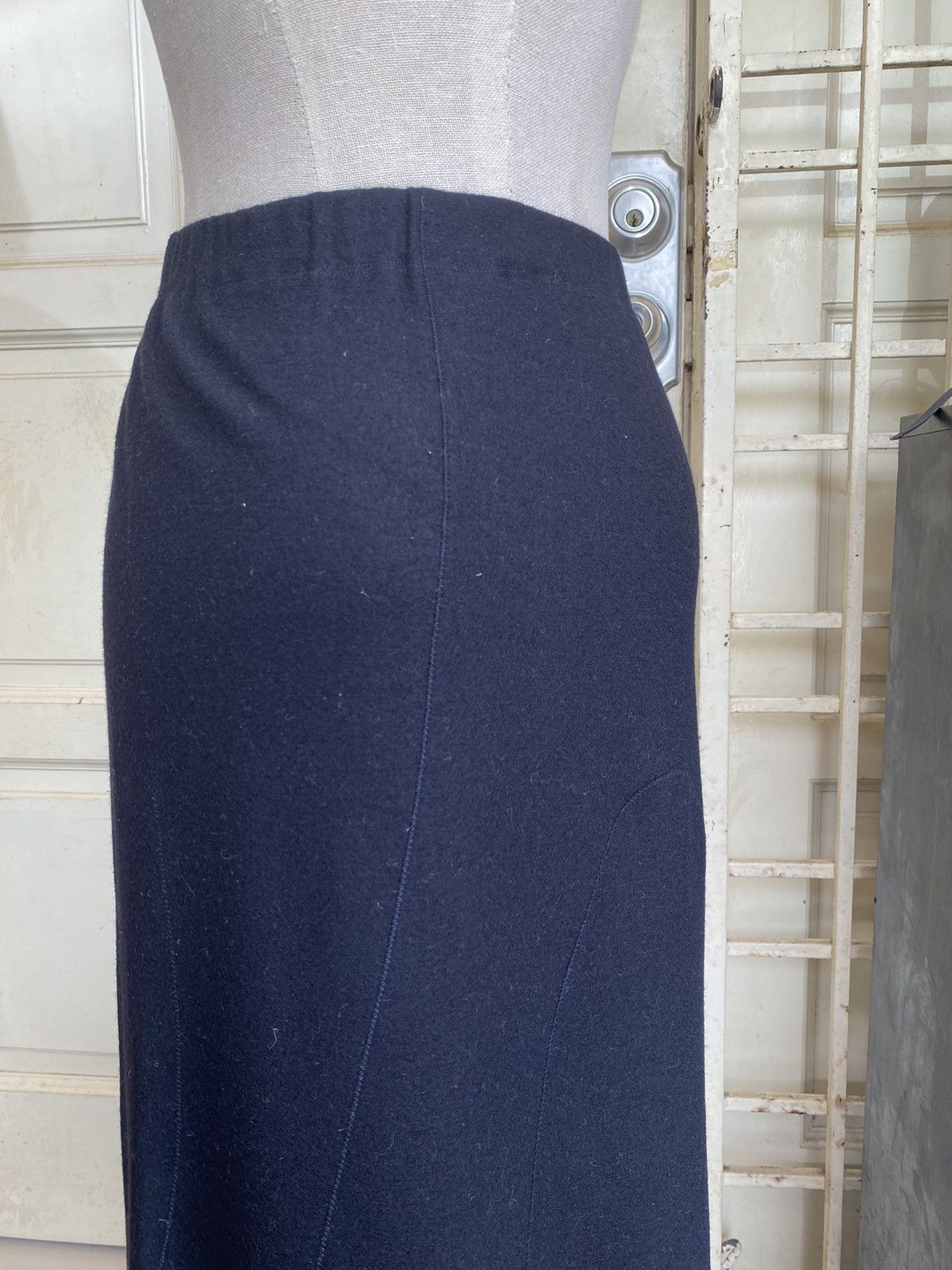 Japanese Brand jurgen lehl wool mixi skirt Size 28" / US 6 / IT 42 - 9 Thumbnail