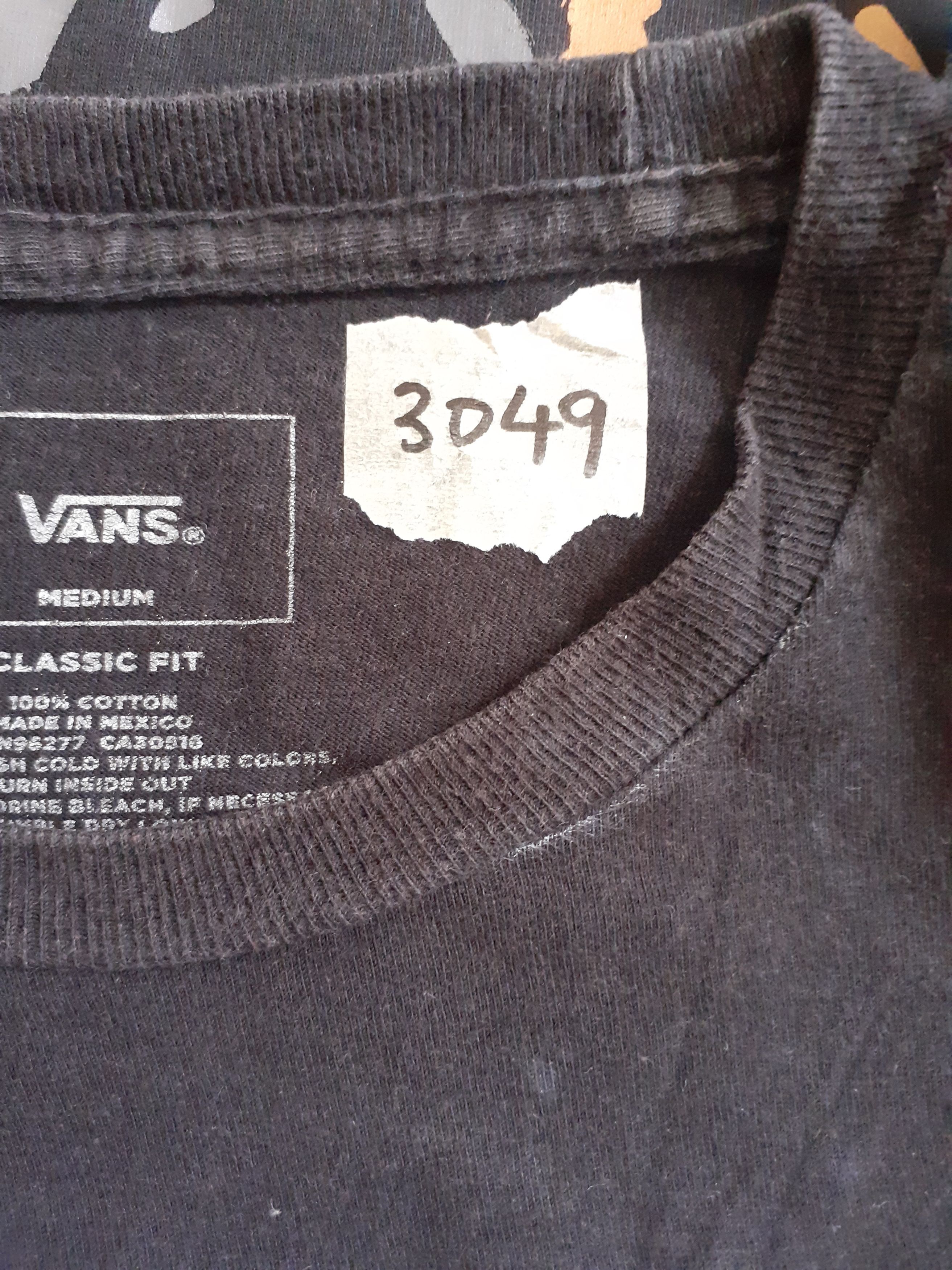 Japanese Brand × Vans Vans black Tshirt #3049 Size US M / EU 48-50 / 2 - 9 Thumbnail