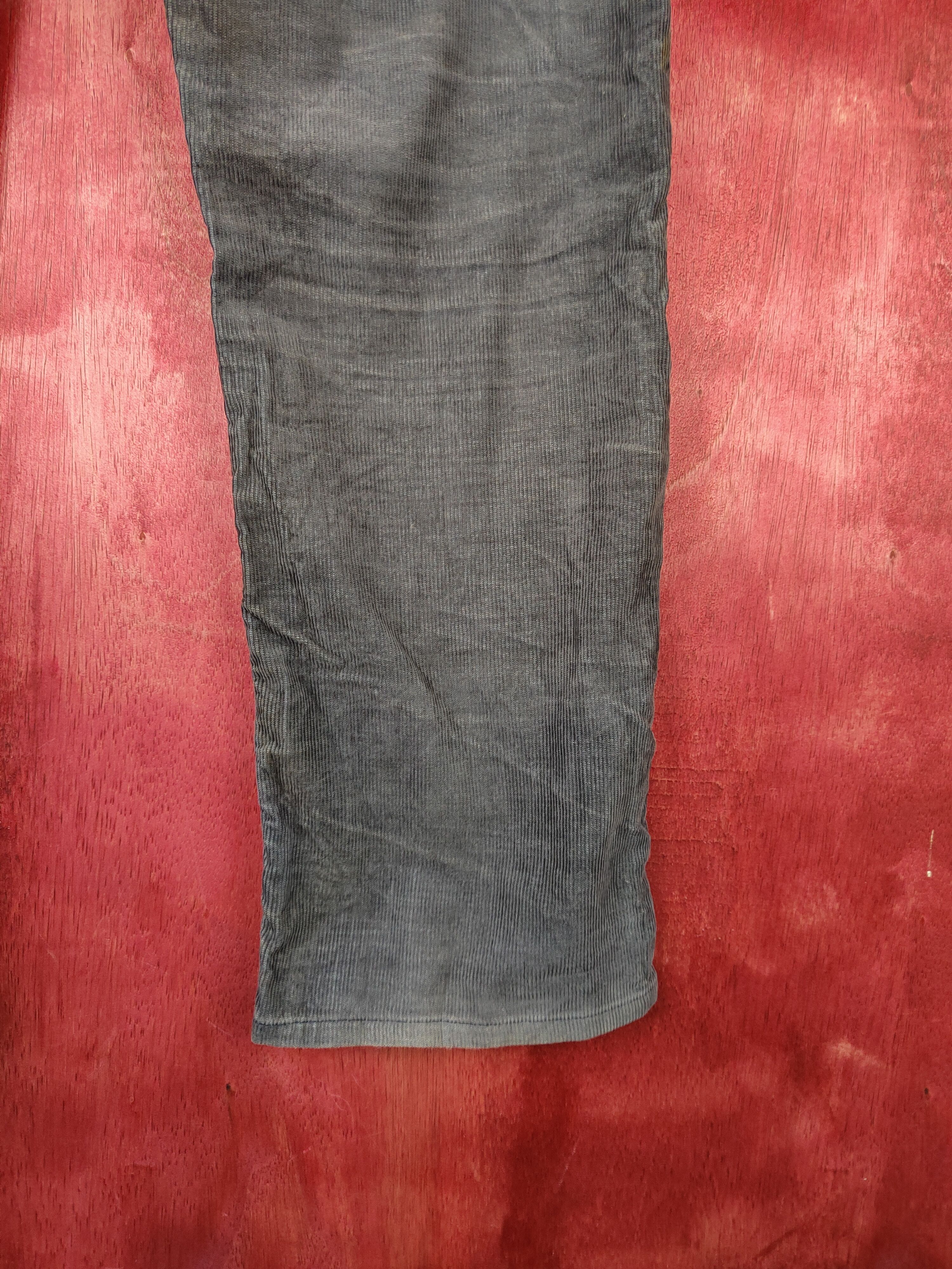 Gap GAP 1969 Gray Faded corduroy Denim #5975 Size US 33 - 11 Thumbnail