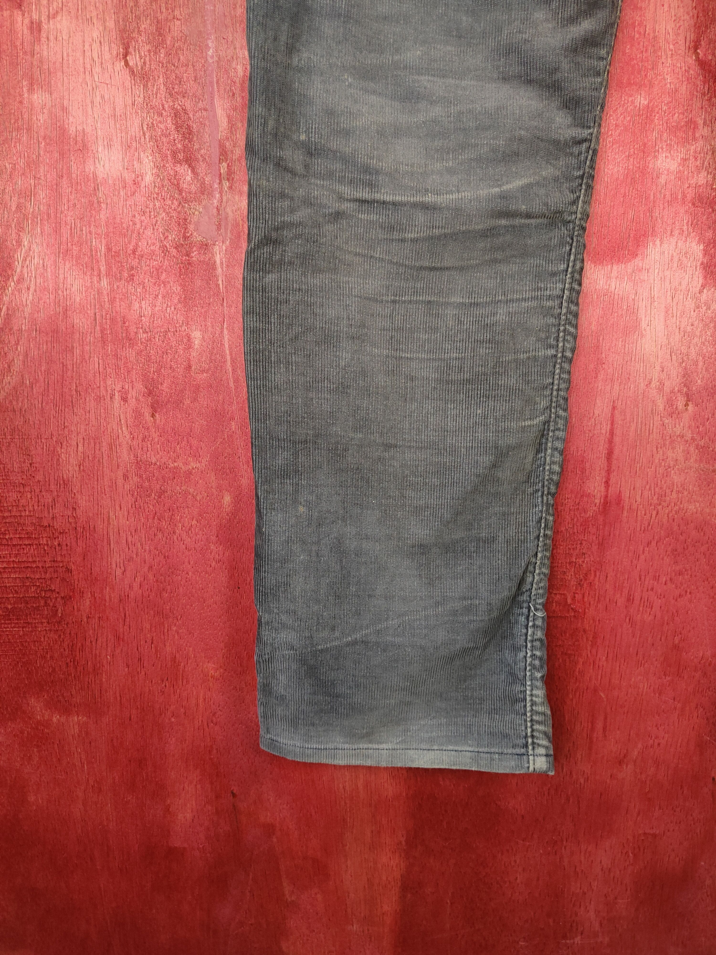 Gap GAP 1969 Gray Faded corduroy Denim #5975 Size US 33 - 9 Thumbnail