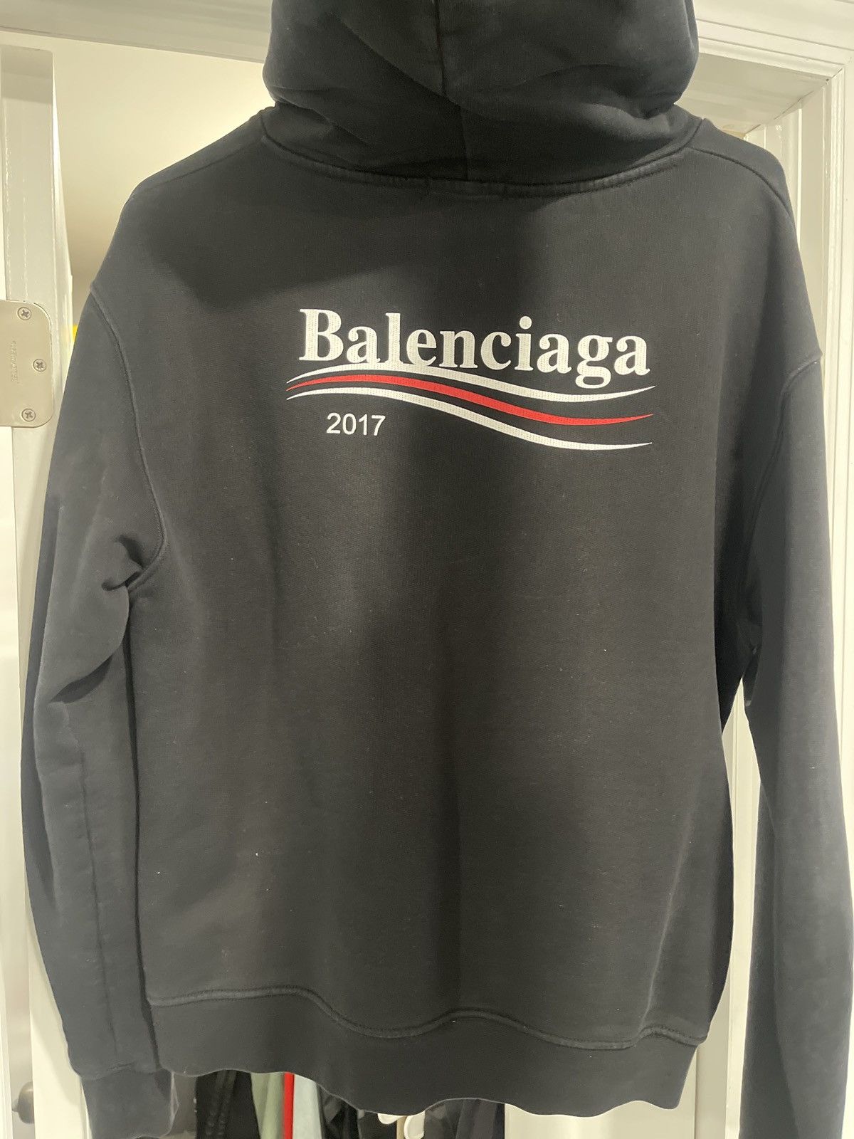 Balenciaga Balenciaga Campaign hoodie 2017 Size US XS / EU 42 / 0 - 3 Thumbnail