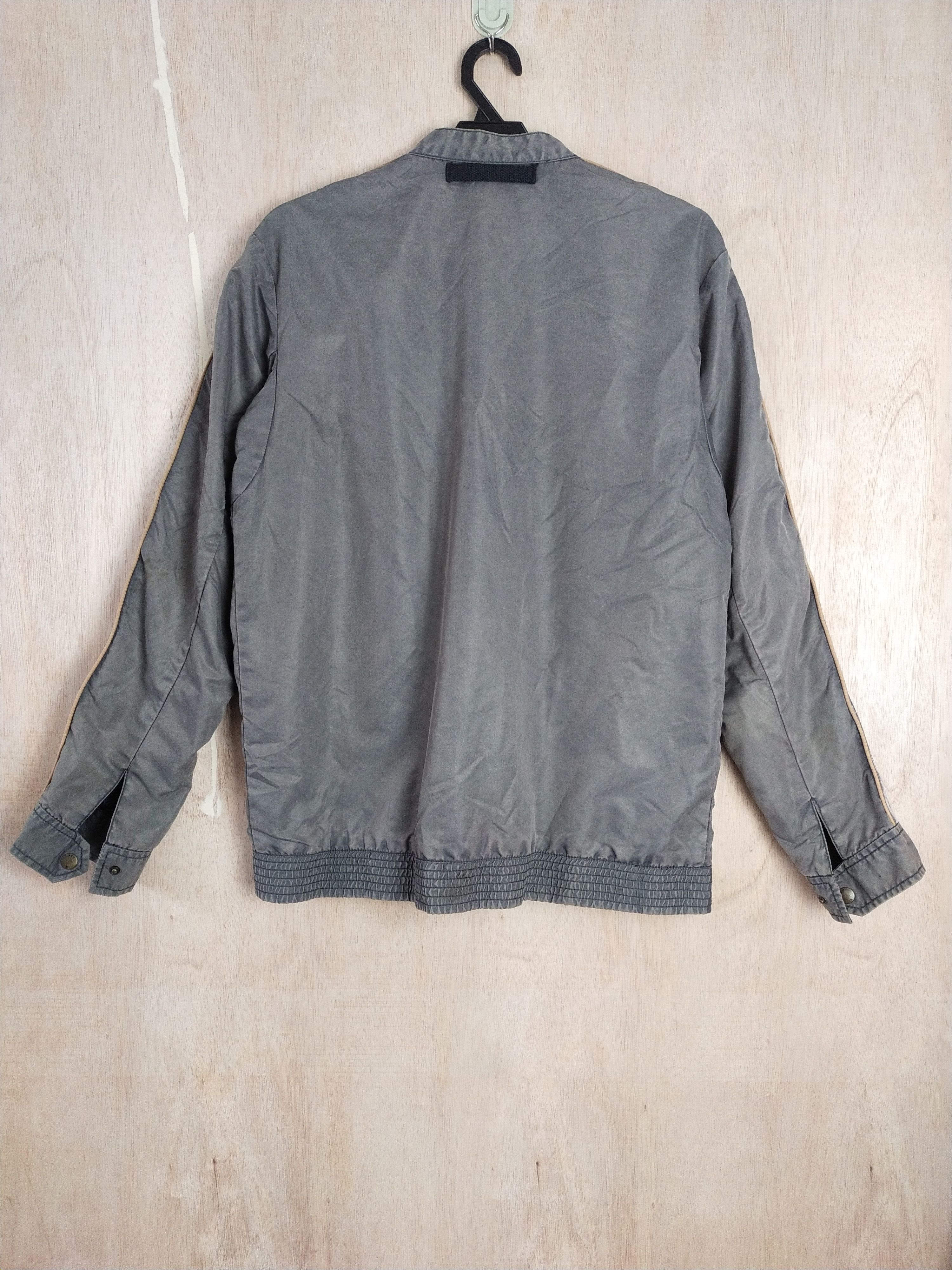 FCUK FCUK Japan Gray Jacket sweater #2885 Size US M / EU 48-50 / 2 - 10 Thumbnail