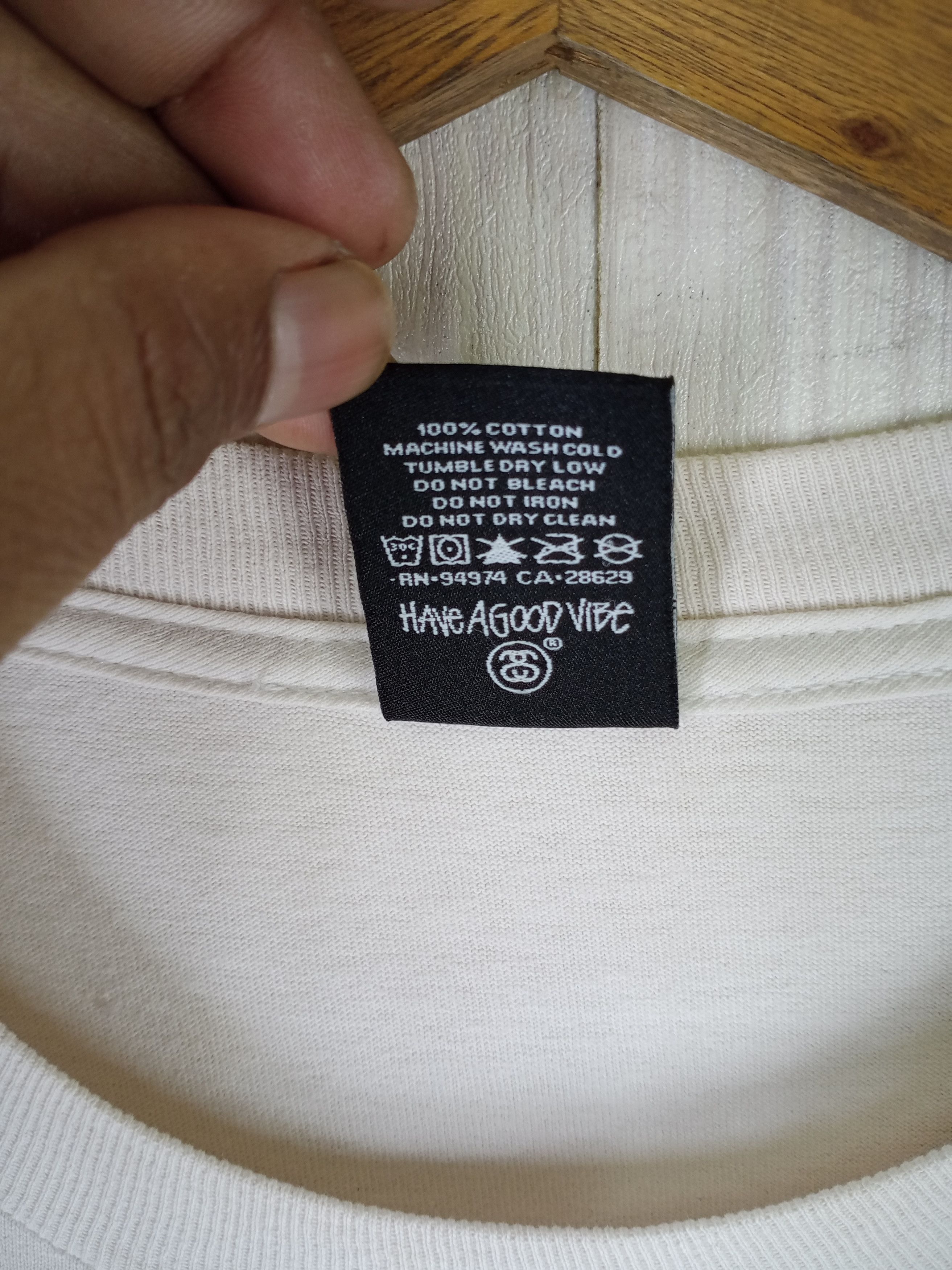 Stussy Rare Vintage Stussy X Independent Big Logo Tshirt Size US L / EU 52-54 / 3 - 8 Thumbnail