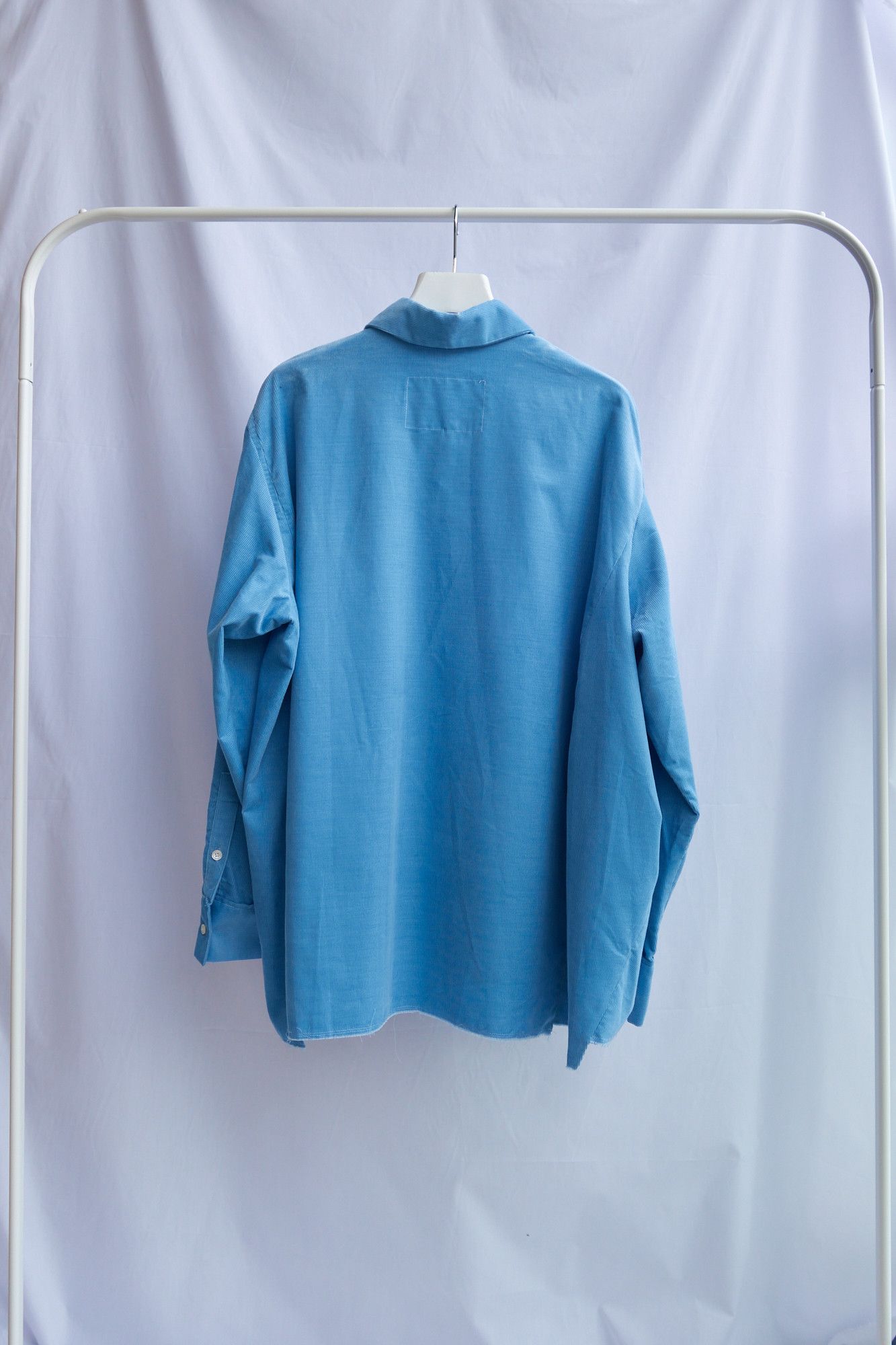 トップス camiel fortgens weird shaped shirt 3090045230729253_01_1290.jpeg