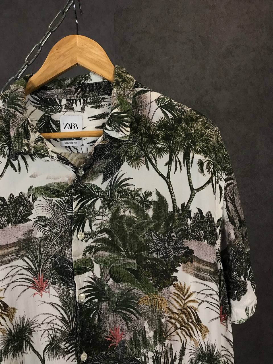Zara Zara Man crazy Hawaiian multicolor shirt Size US XL / EU 56 / 4 - 2 Thumbnail