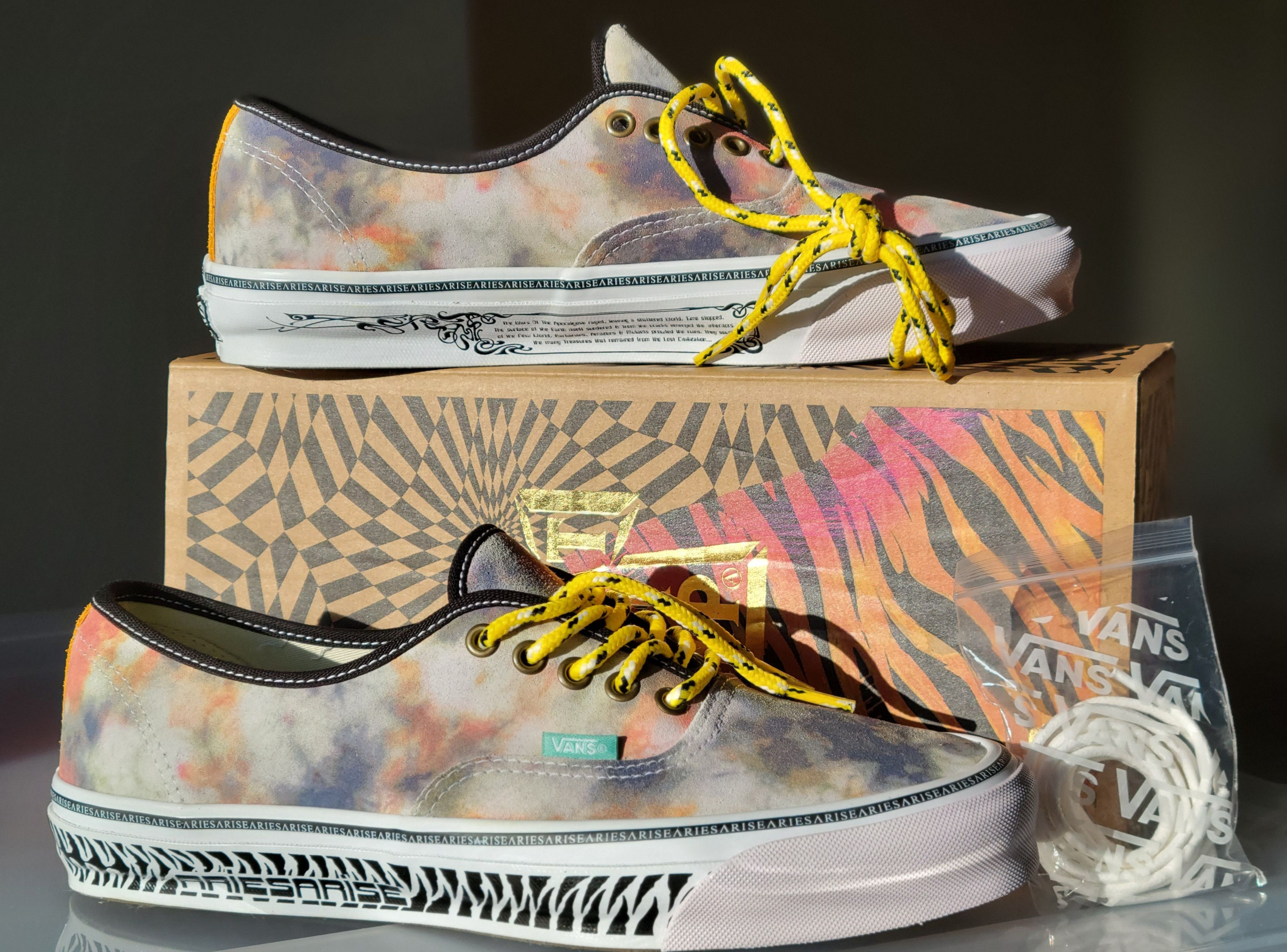 Aries × Vans OG Authentic LX Size US 10.5 / EU 43-44 - 1 Thumbnail
