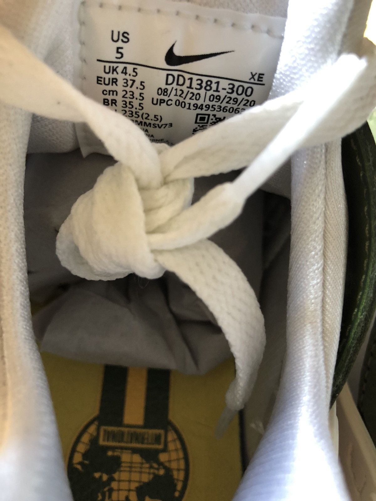 Nike × Stussy US 5 NIKE HUARACHE LE STUSSY olive green white yellow Size US 5 / EU 37 - 6 Thumbnail