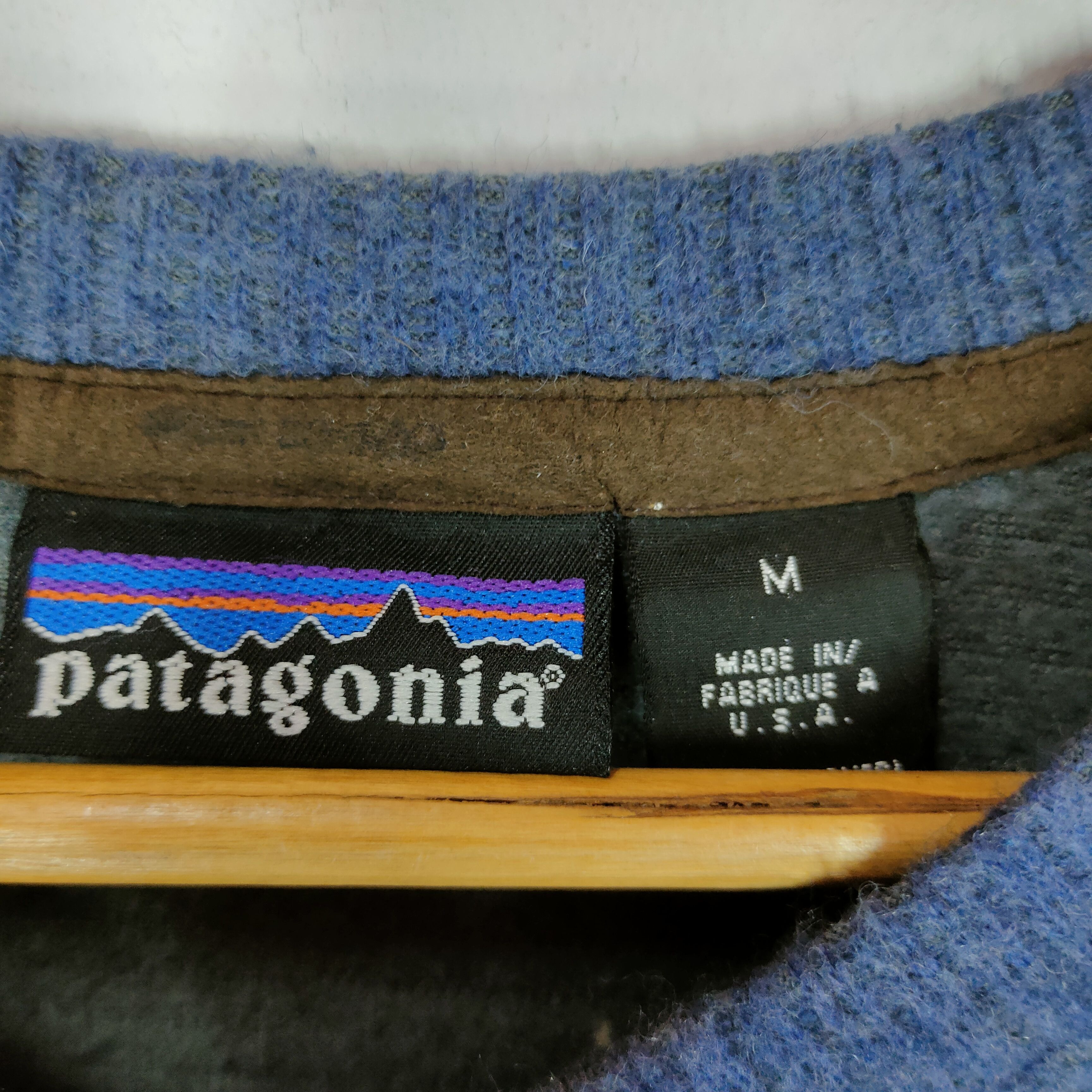 Patagonia Vintage PATAGONIA Plain Soft Fleece VNeck Sweatshirt Size US M / EU 48-50 / 2 - 5 Thumbnail