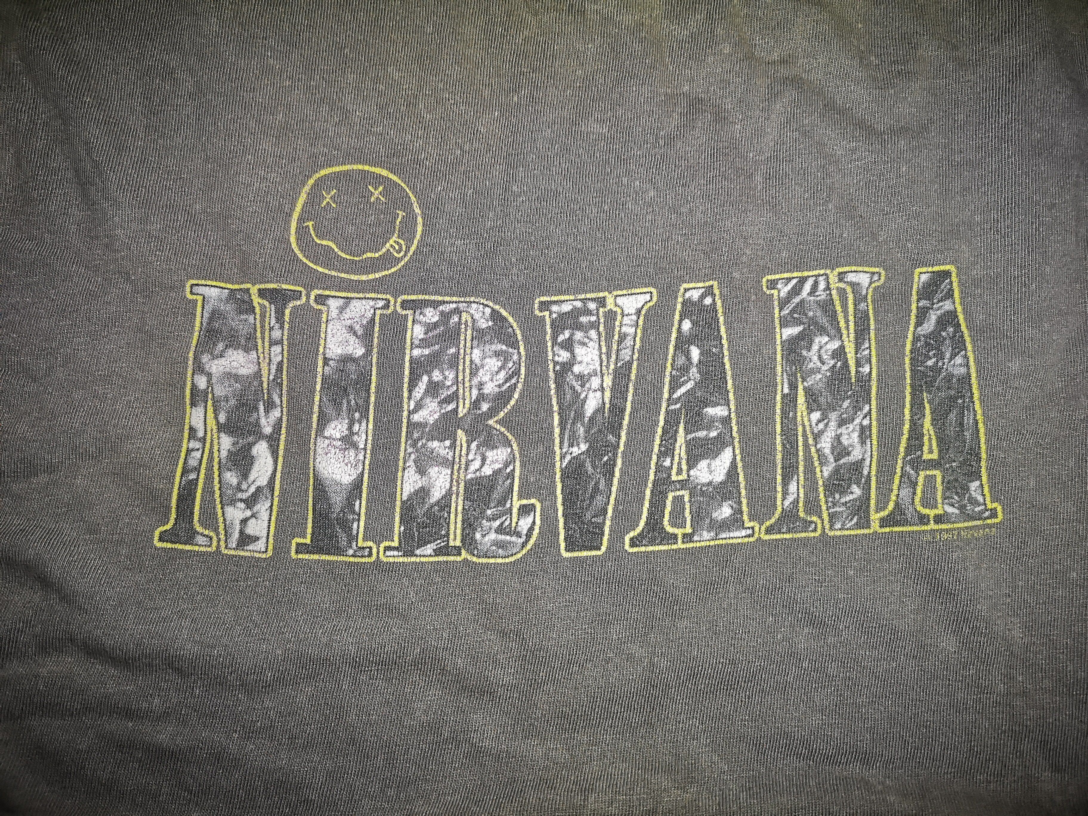 Band Tees Vintage Nirvana ©1997 Size US XL / EU 56 / 4 - 5 Thumbnail