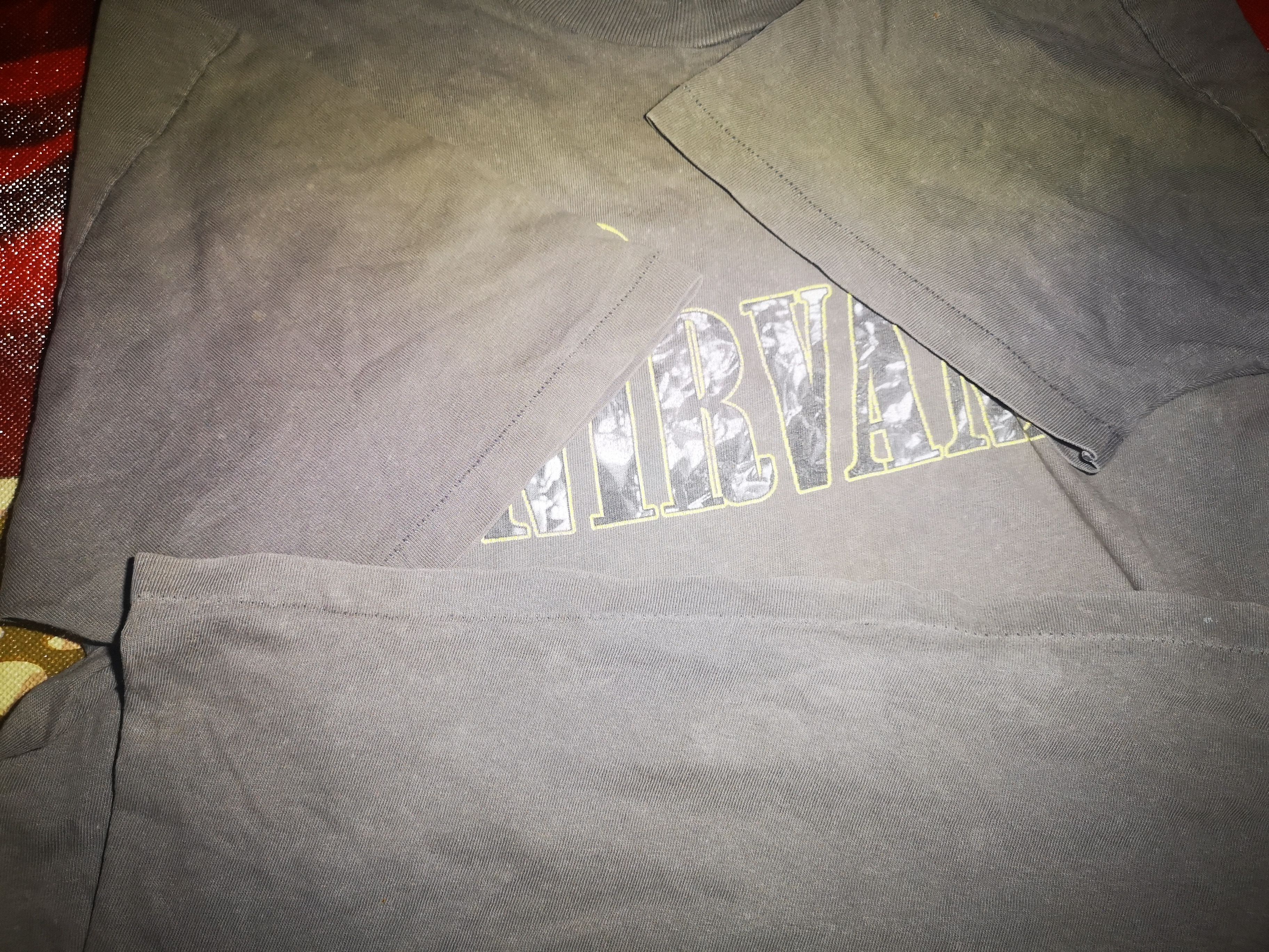 Band Tees Vintage Nirvana ©1997 Size US XL / EU 56 / 4 - 8 Thumbnail