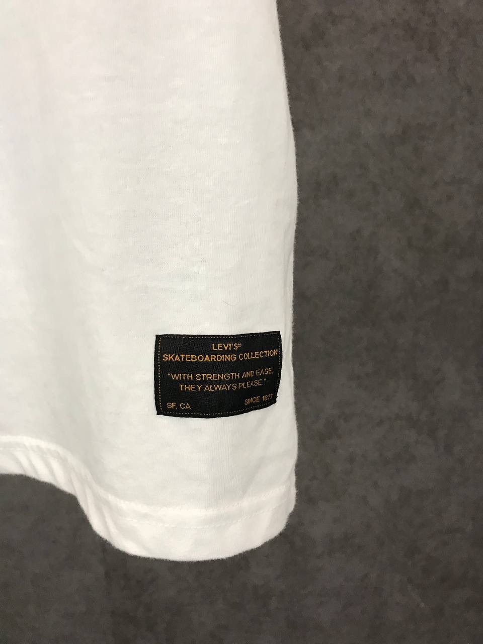 Levi's Levi’s Skateboarding Collection tee Size US L / EU 52-54 / 3 - 3 Thumbnail