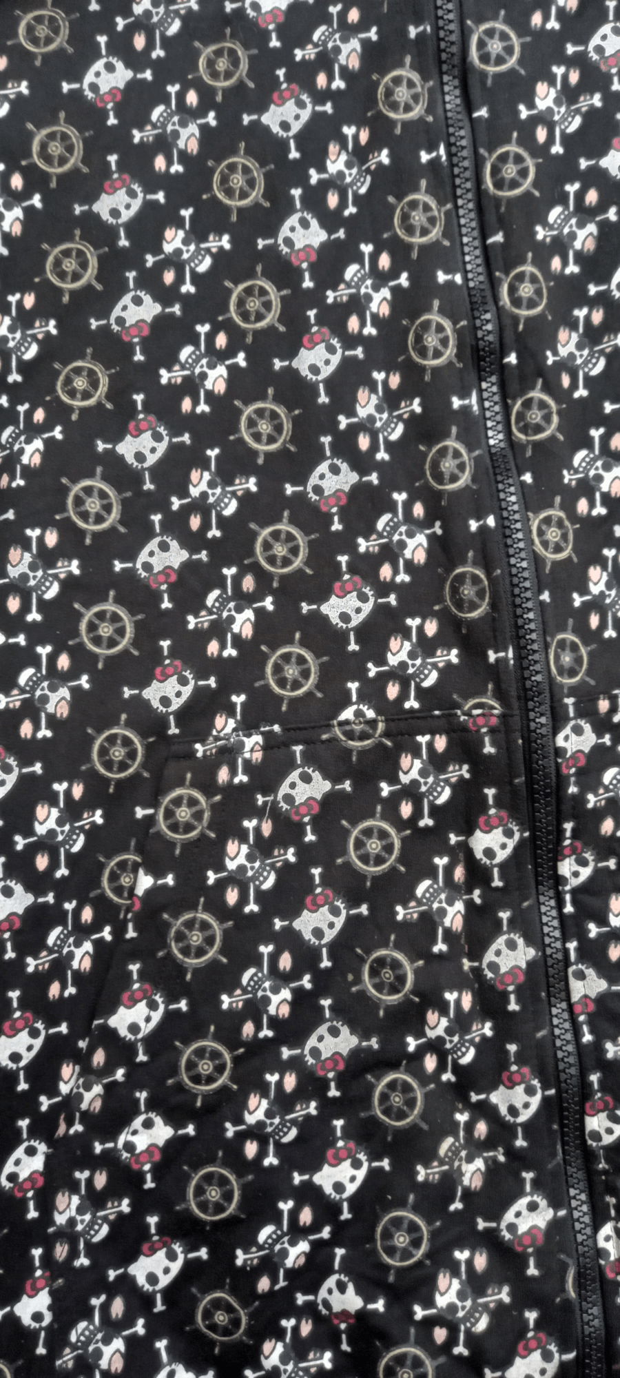 Anime × Japanese Brand × One Piece Rare Overprint Hello Kitty X One Piece Hoodie Size US M / EU 48-50 / 2 - 3 Thumbnail