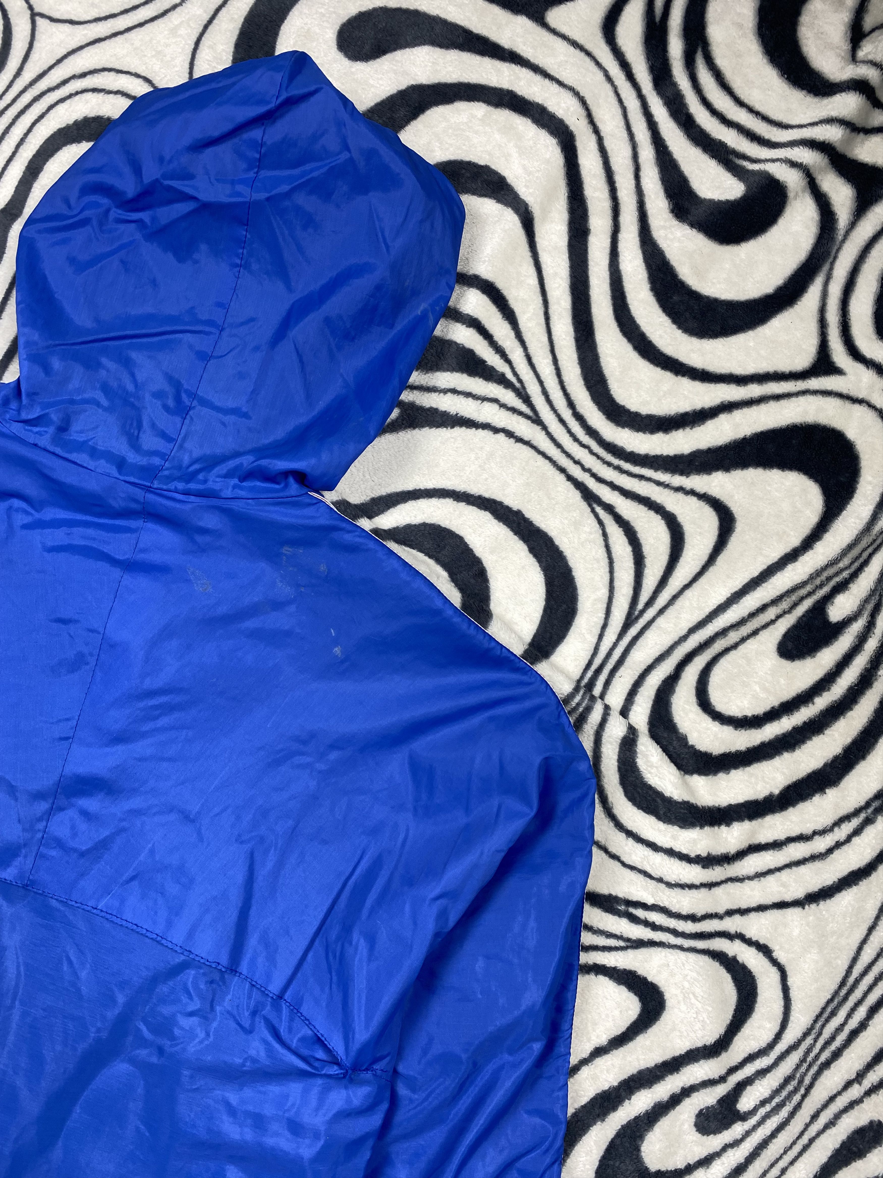 Champion Champion USA 90s Vintage Faded Nylon Jacket Size US L / EU 52-54 / 3 - 11 Thumbnail