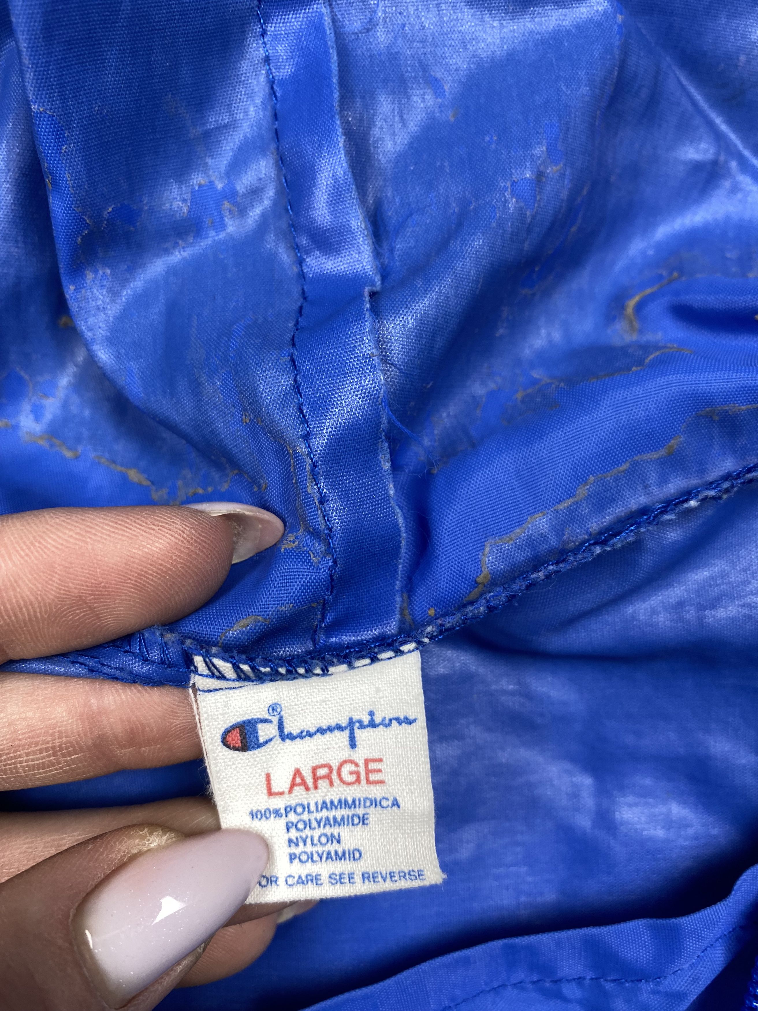 Champion Champion USA 90s Vintage Faded Nylon Jacket Size US L / EU 52-54 / 3 - 5 Thumbnail