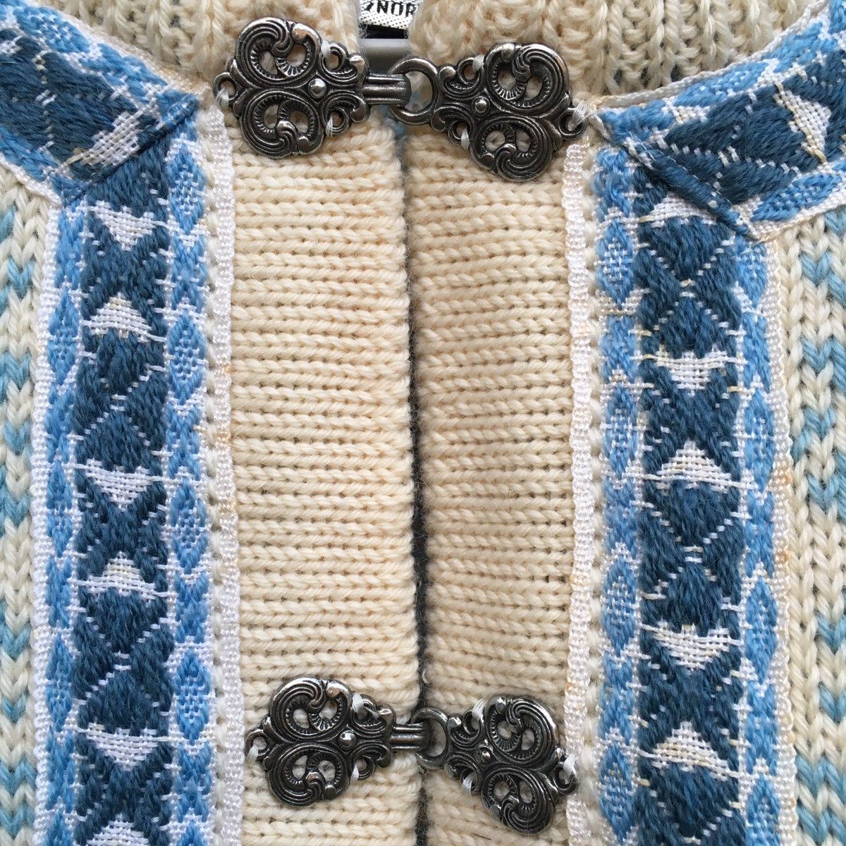 Dale Of Norway × Vintage Vintage 80’s Dale Of Norway Wool Norwegian Knit Sweatshirt Size US XL / EU 56 / 4 - 4 Thumbnail