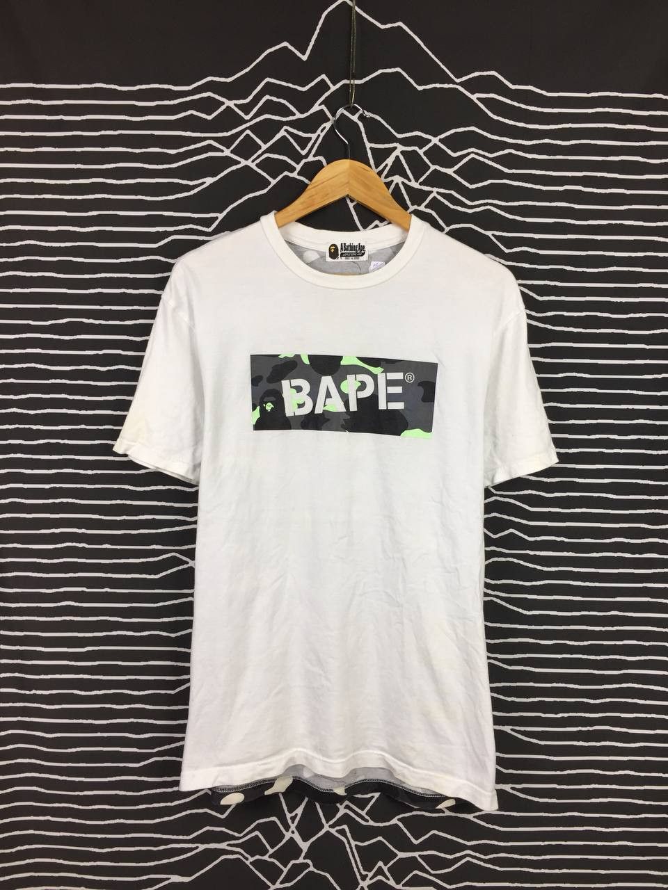 Bape A Bathing Ape World Gone Mad Camo Tee Size US M / EU 48-50 / 2 - 3 Thumbnail