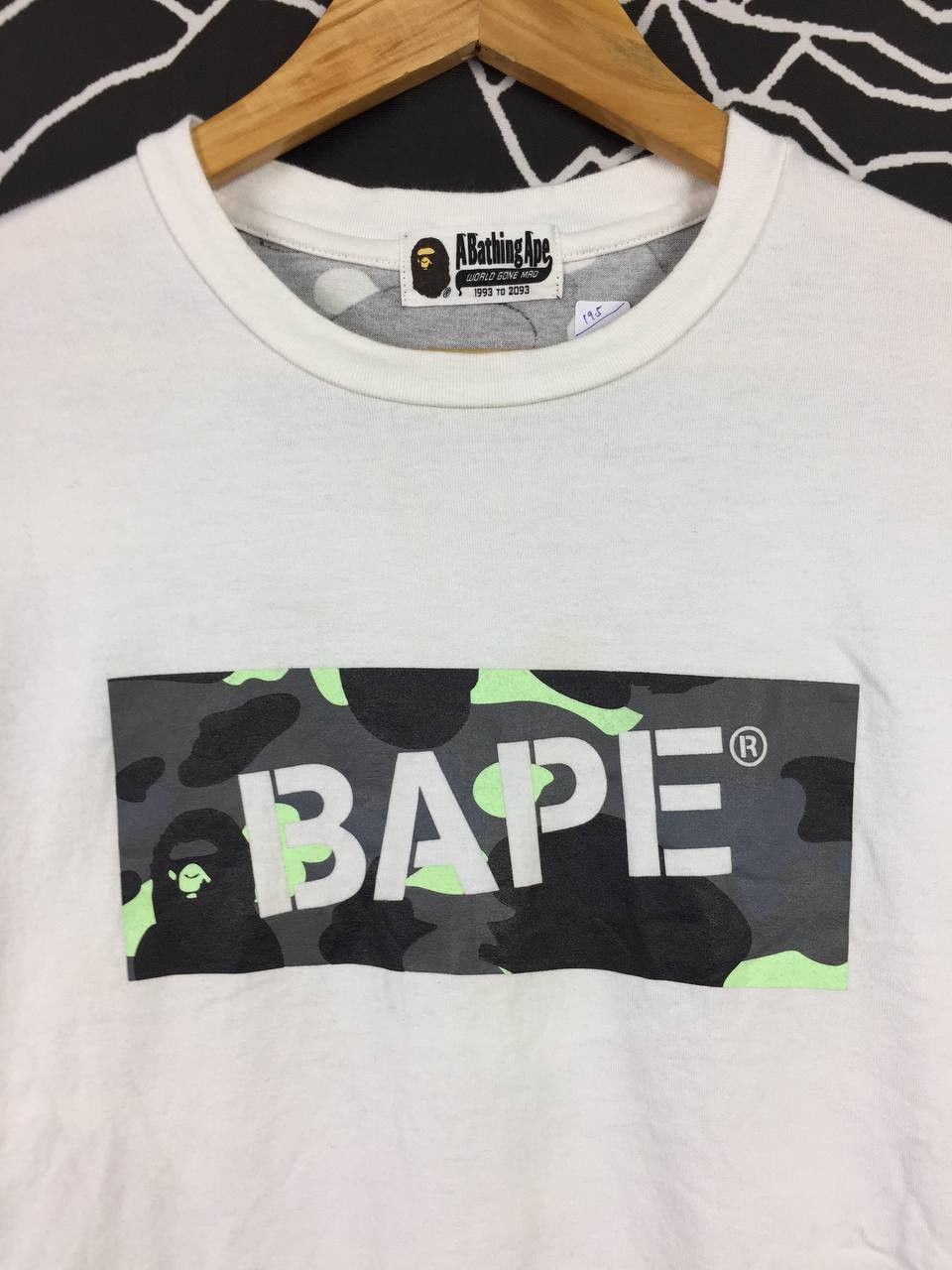 Bape A Bathing Ape World Gone Mad Camo Tee Size US M / EU 48-50 / 2 - 4 Thumbnail