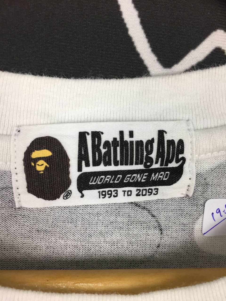 Bape A Bathing Ape World Gone Mad Camo Tee Size US M / EU 48-50 / 2 - 6 Thumbnail