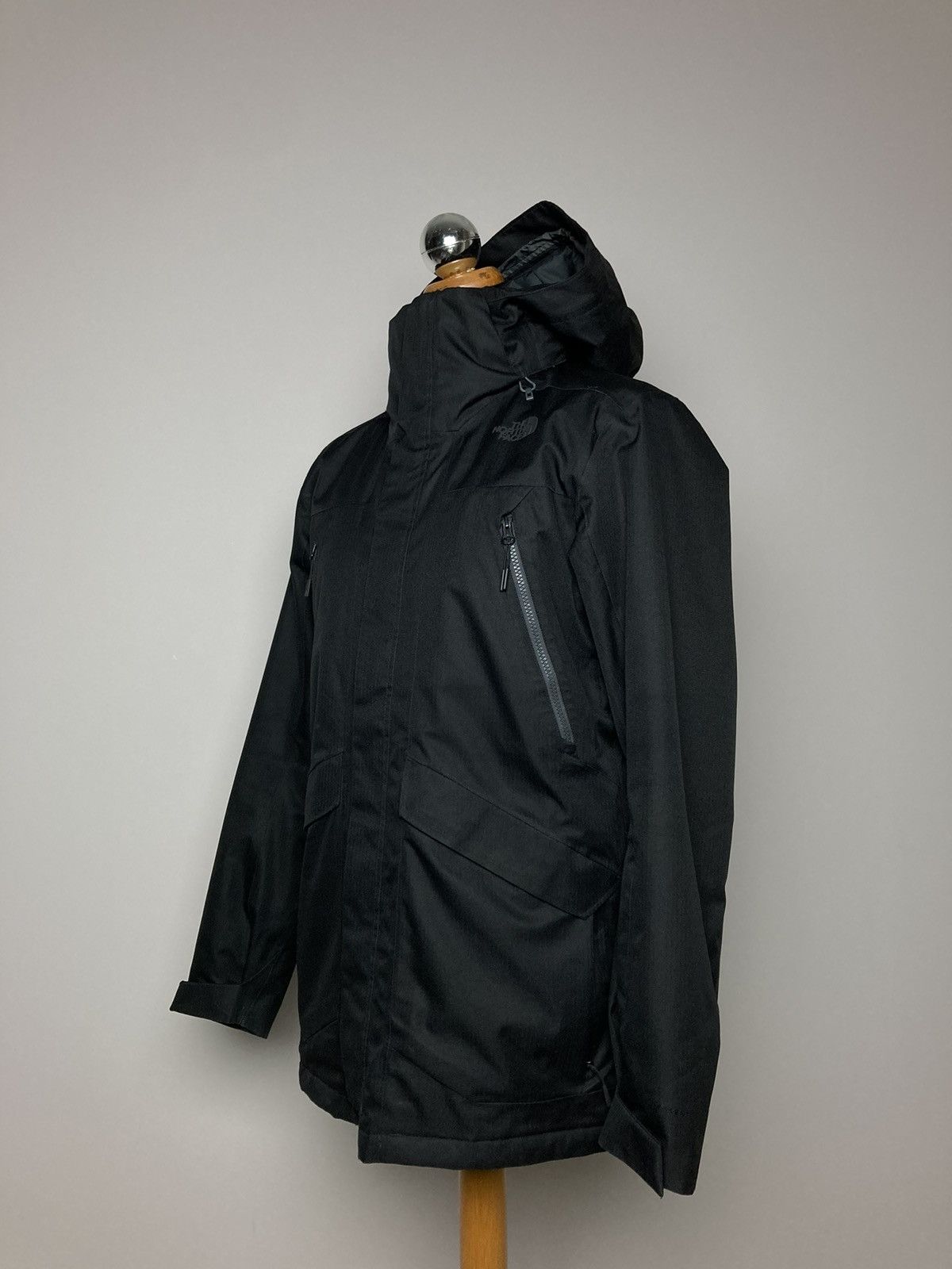 The North Face The North Face TNF Hyvent Hooded Ski Jacket - Size S ...