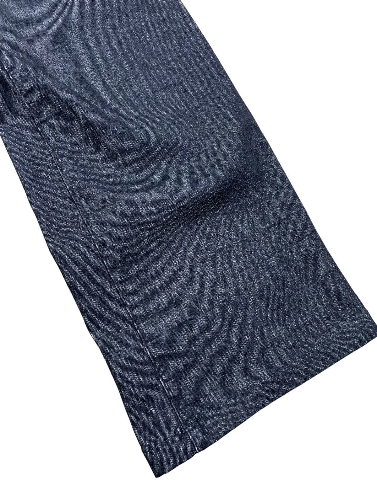 Versace Jeans Couture × Vintage Versace Jeans Couture monogram Jeans size 34 Size US 34 / EU 50 - 11 Thumbnail