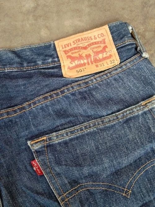 Levi's Vintage Levi's 501 Distressed Jeans 31x32 Size US 31 - 4 Thumbnail