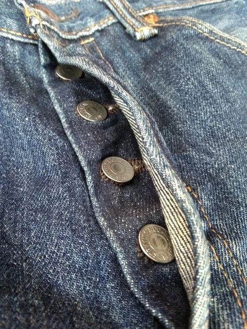 Levi's Vintage Levi's 501 Distressed Jeans 31x32 Size US 31 - 6 Thumbnail
