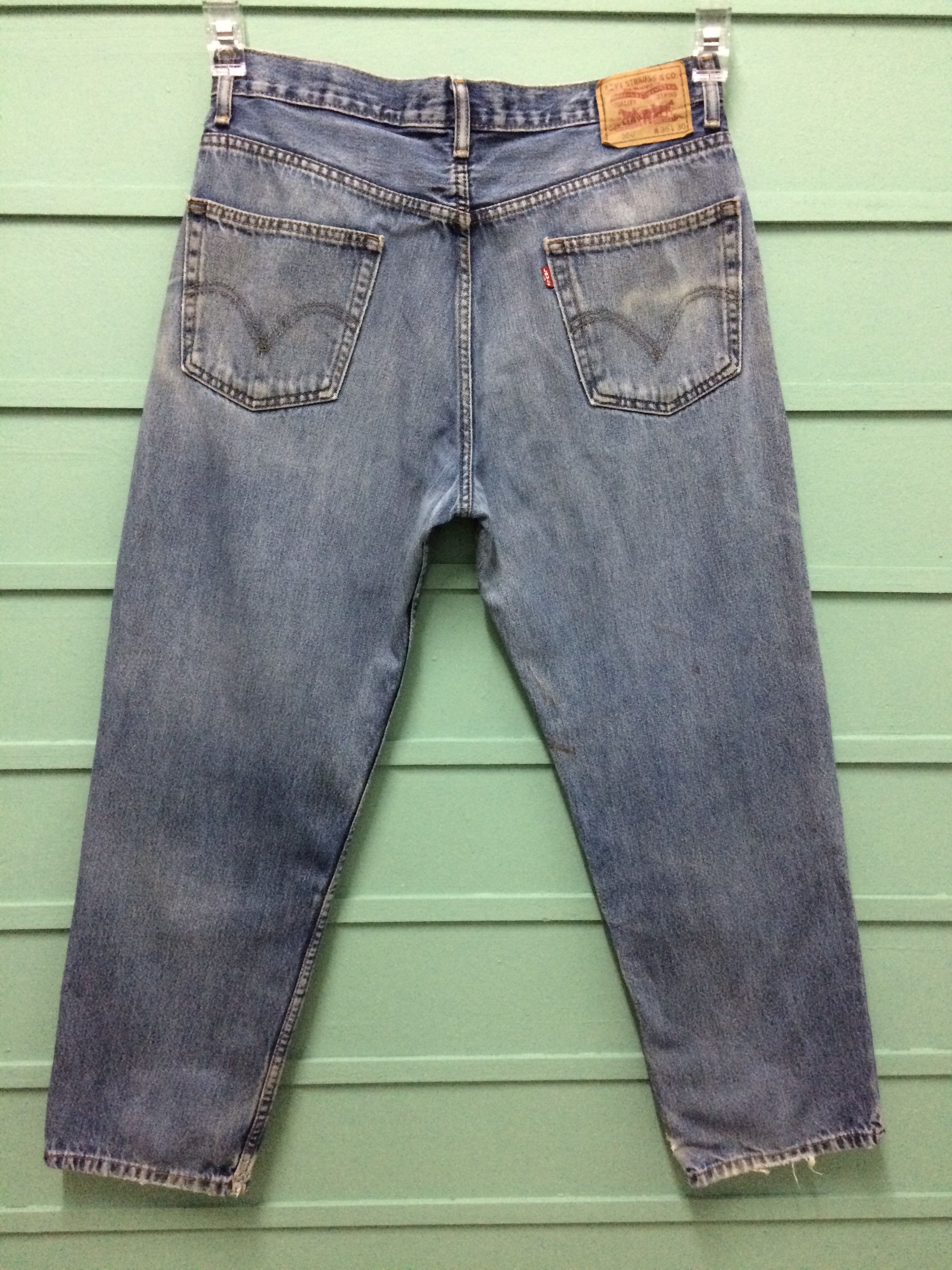Levi's Vintage Distressed Levis 550 Dirty Jeans #B-158 Size US 35 - 2 Thumbnail