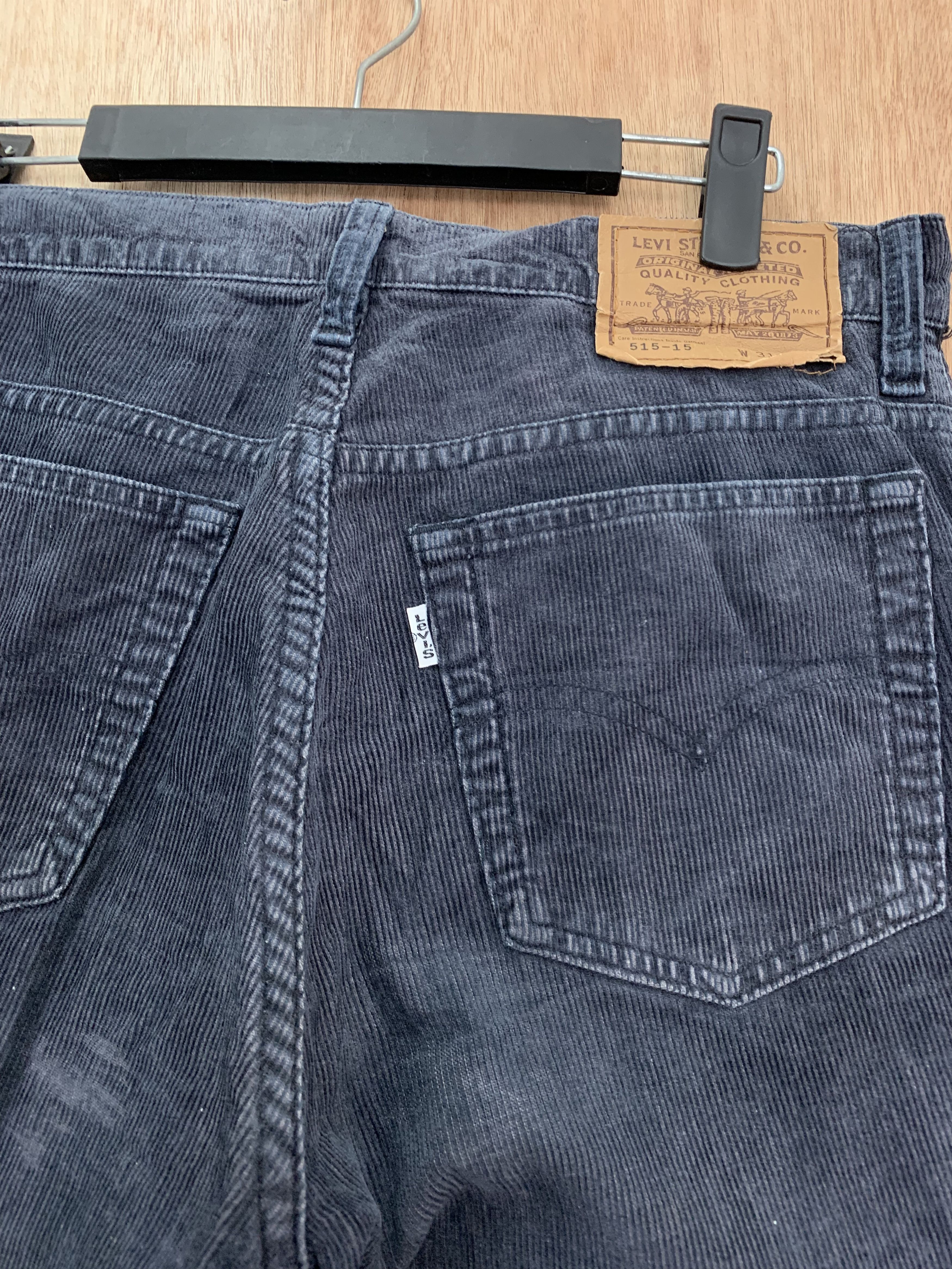 Levi's Conduroy Levis Straight Cut Pants Black Vintage Streetwear Size US 29 - 12 Thumbnail