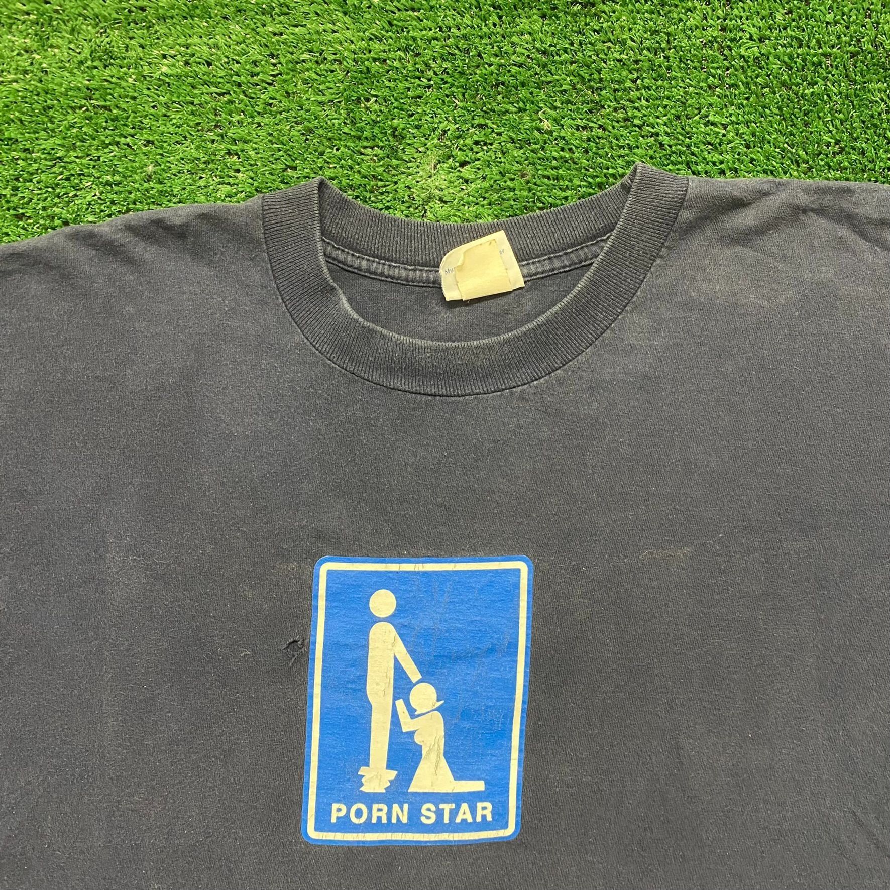 Vintage Porn Star Head Vintage 90s Skater Sex T-Shirt Size US XL / EU 56 / 4 - 2 Thumbnail