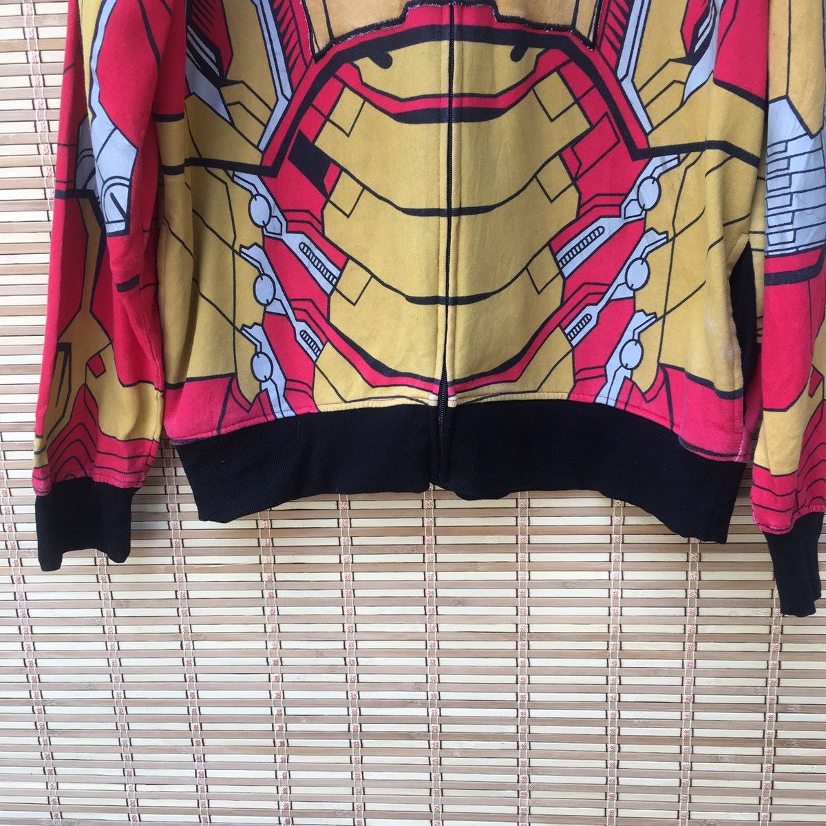 Marvel Comics IRONMAN Suit Motif Hoodie Sweater Size US L / EU 52-54 / 3 - 4 Thumbnail