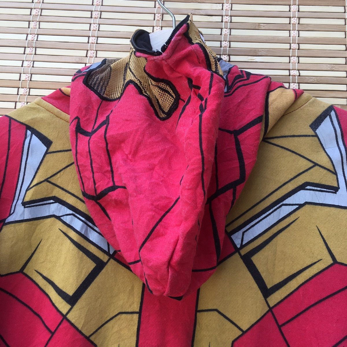 Marvel Comics IRONMAN Suit Motif Hoodie Sweater Size US L / EU 52-54 / 3 - 3 Thumbnail