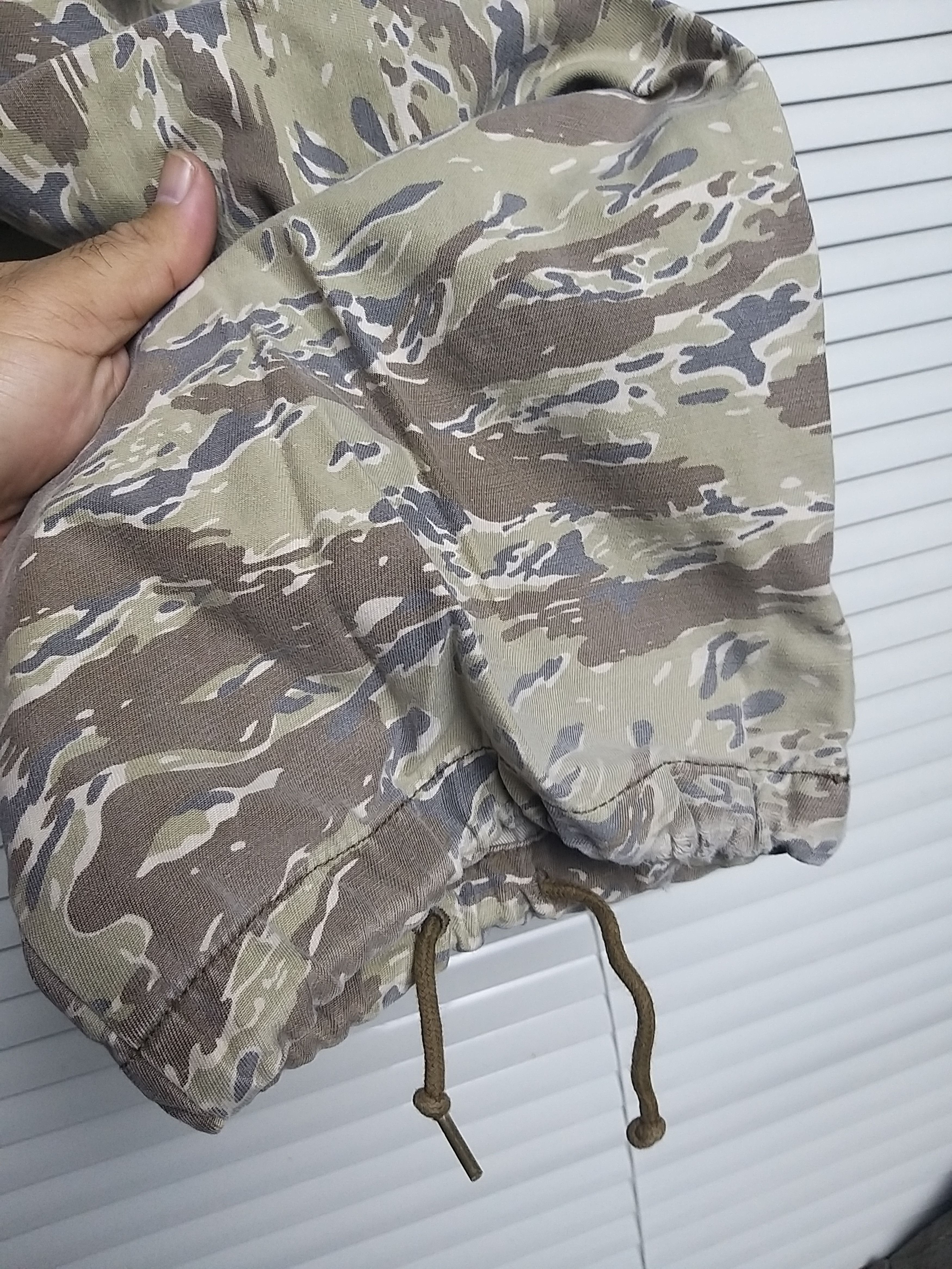 Japanese Brand UNIQLO TIGER STRIPE CAMO MILITARY ARMY CARGO PANT Size US 39 - 8 Thumbnail