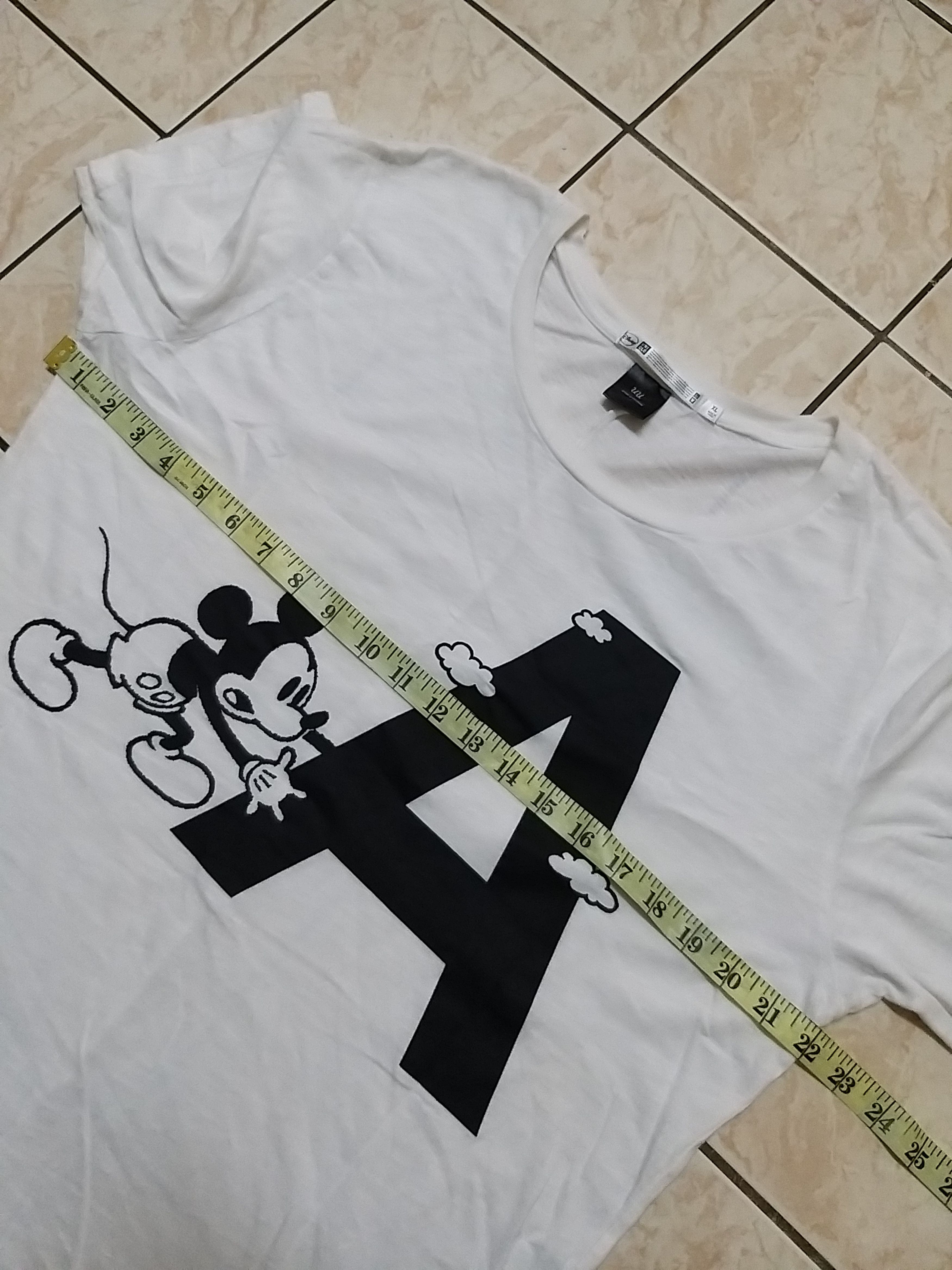 Undercover × Uniqlo UNDERCOVER x UNIQLO x DISNEY MICKEY MOUSE T SHIRT Size US XL / EU 56 / 4 - 4 Thumbnail