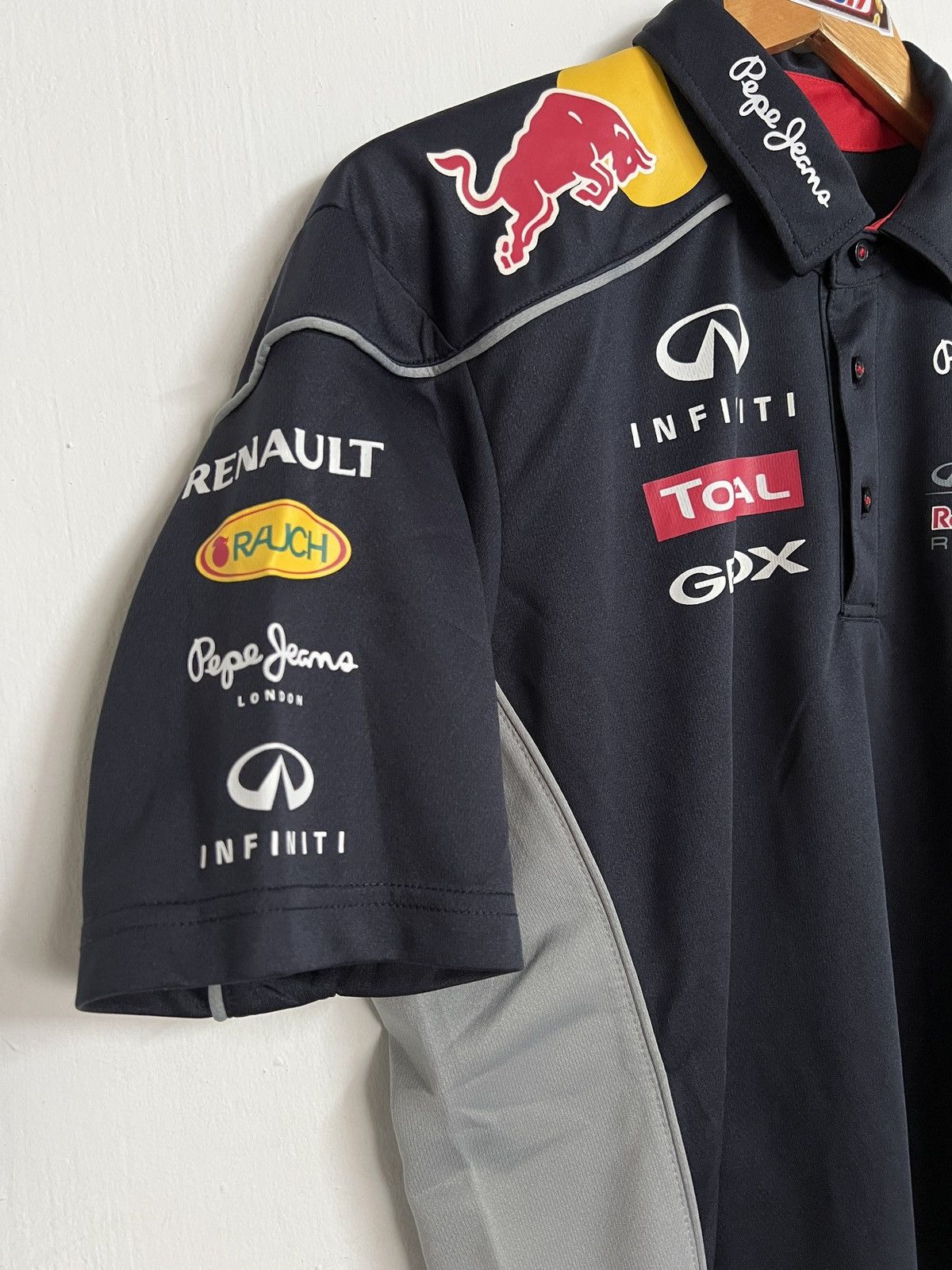 Red Bull REDBULL PEPE JEANS FORMULA ONE TEAM Size US L / EU 52-54 / 3 - 5 Thumbnail