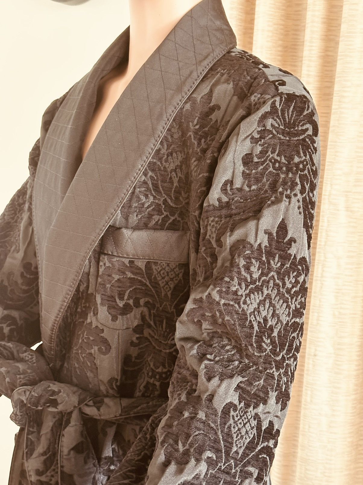 Dolce & Gabbana New Dolce & Gabbana Men’s Formal Robe Jacket $4950 Size 42R - 4 Thumbnail