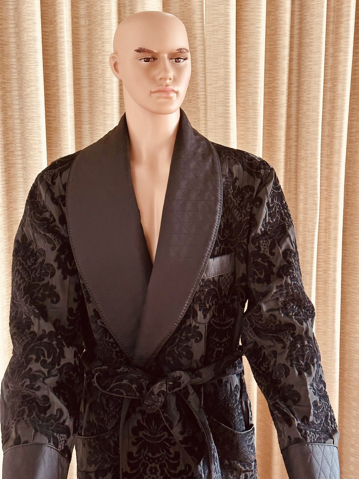 Dolce & Gabbana New Dolce & Gabbana Men’s Formal Robe Jacket $4950 Size 42R - 3 Thumbnail