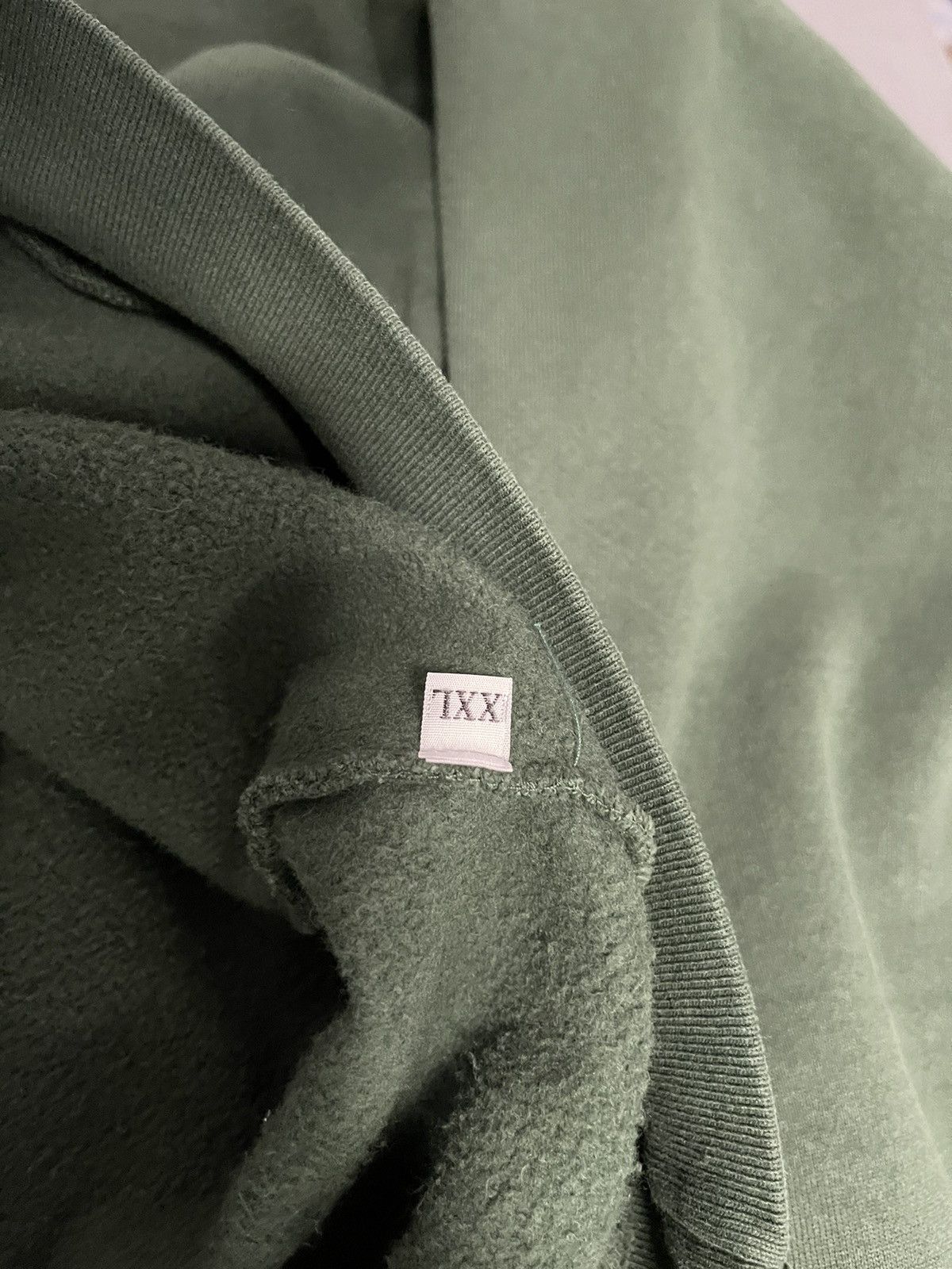 Kai @Kai Strawberry mountain hoodie Size US XXL / EU 58 / 5 - 3 Thumbnail