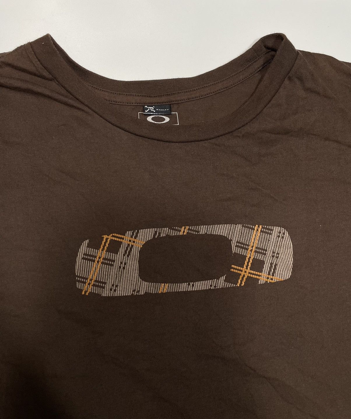 Vintage Vintage Oakley Japan 🇯🇵 brown nova check plaid center logo Size US L / EU 52-54 / 3 - 3 Thumbnail