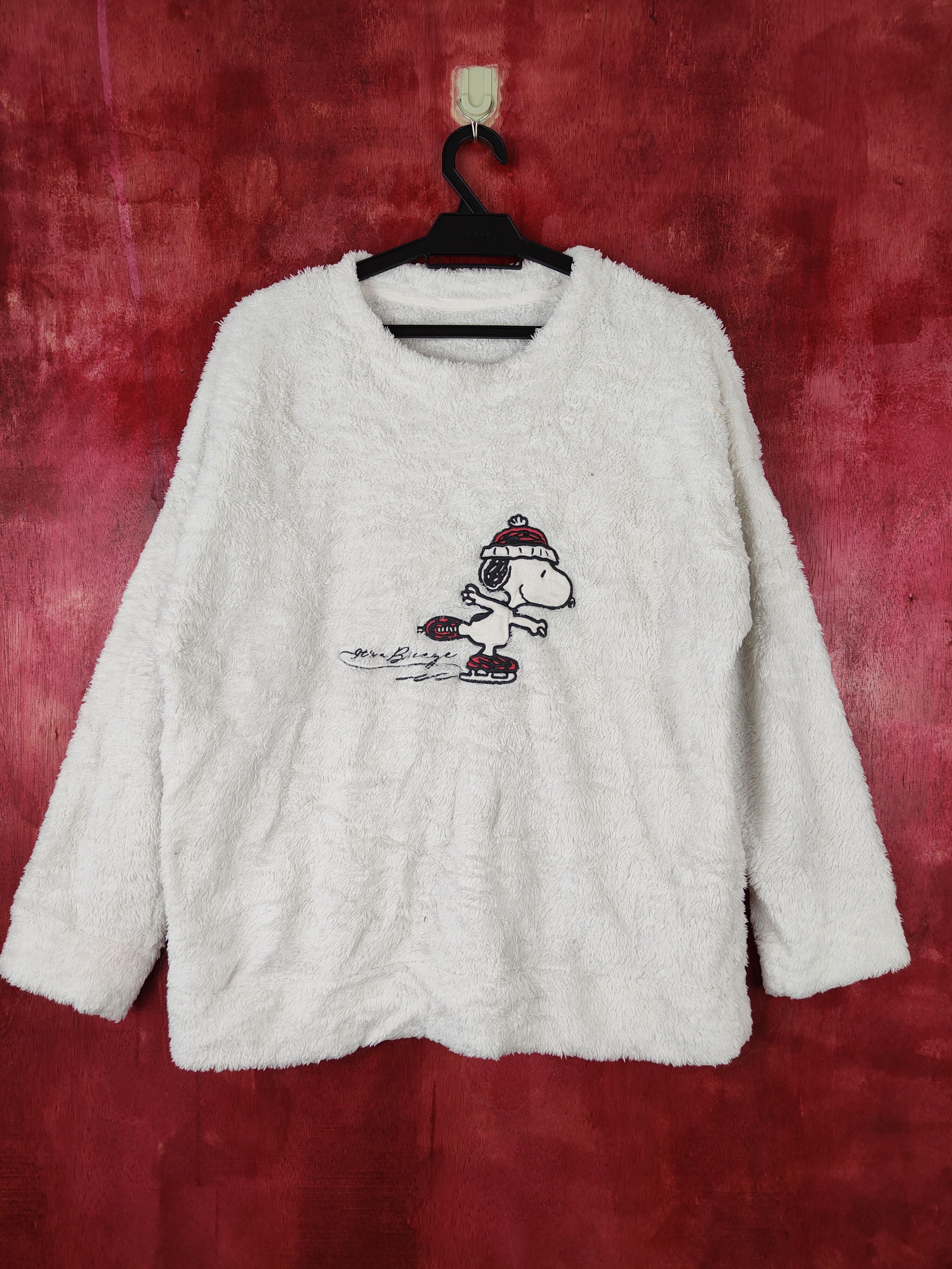 Vintage GU - Snoopy fleece White Shaggy Fur Knitwear sweater #S366 Size L / US 10 / IT 46 - 1 Thumbnail