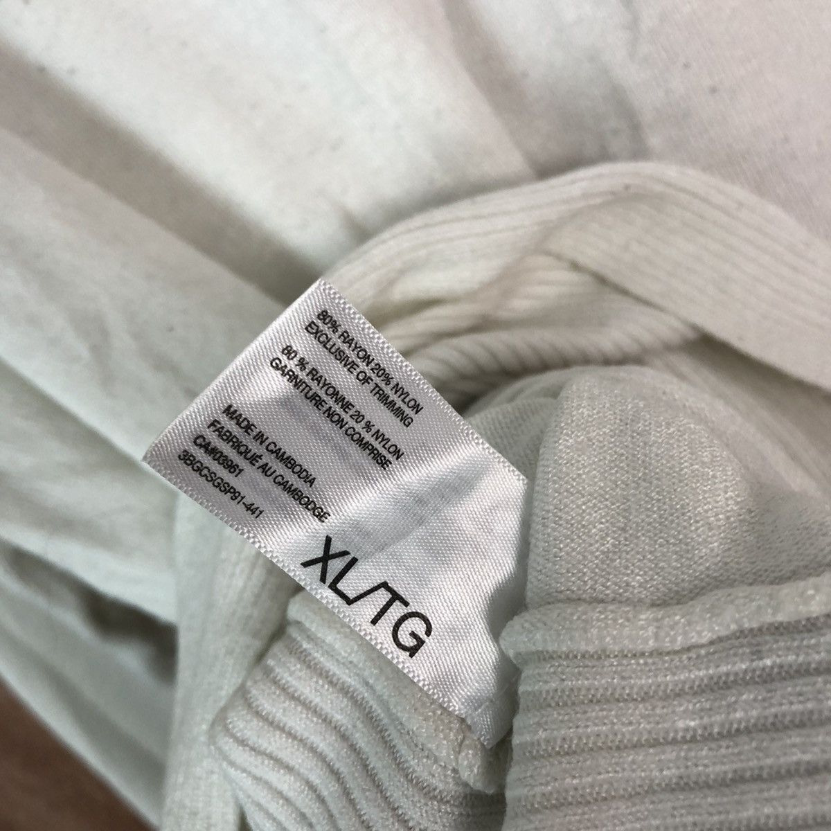Japanese Brand Alfred Sung White Long Cardigan knitwear #6110 Size US XL / EU 56 / 4 - 10 Thumbnail