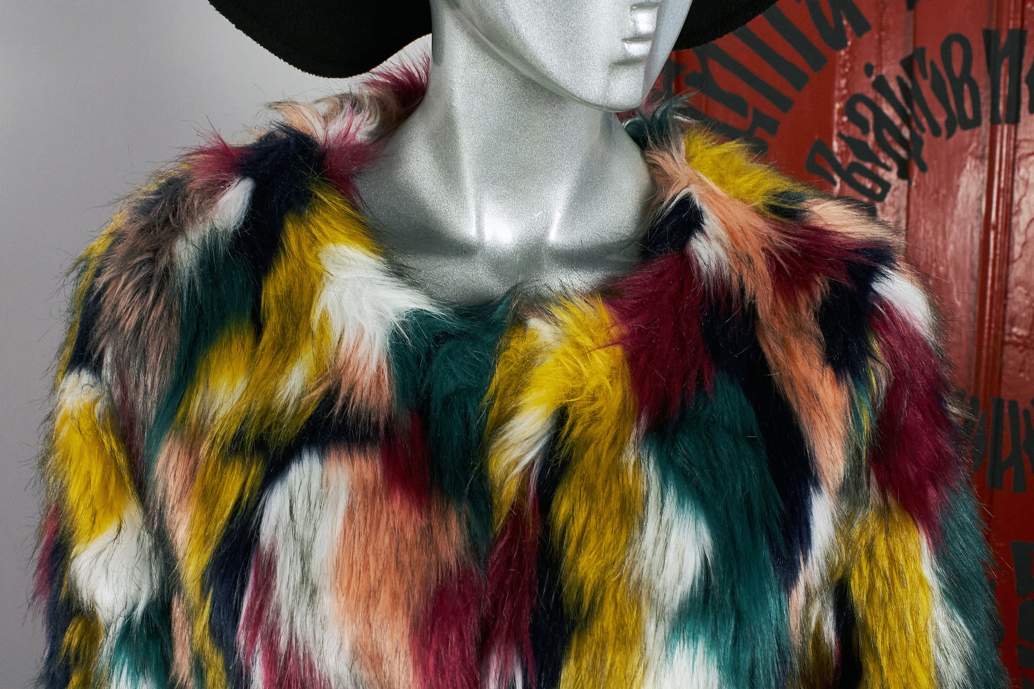 Shein Women's Y2K multicolored Shein rainbow fur coat Size XS / US 0-2 / IT 36-38 - 7 Thumbnail