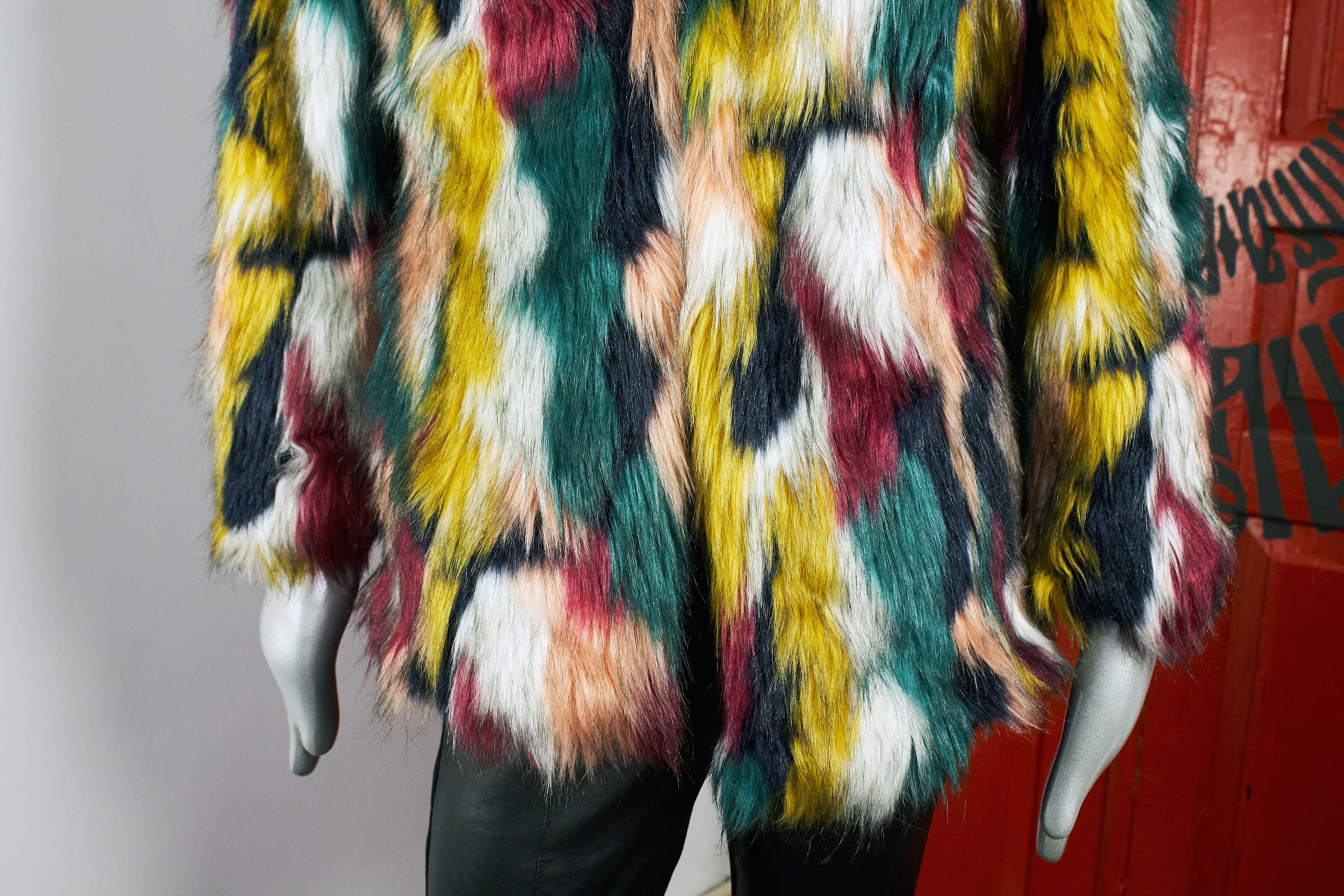 Shein Women's Y2K multicolored Shein rainbow fur coat Size XS / US 0-2 / IT 36-38 - 8 Thumbnail