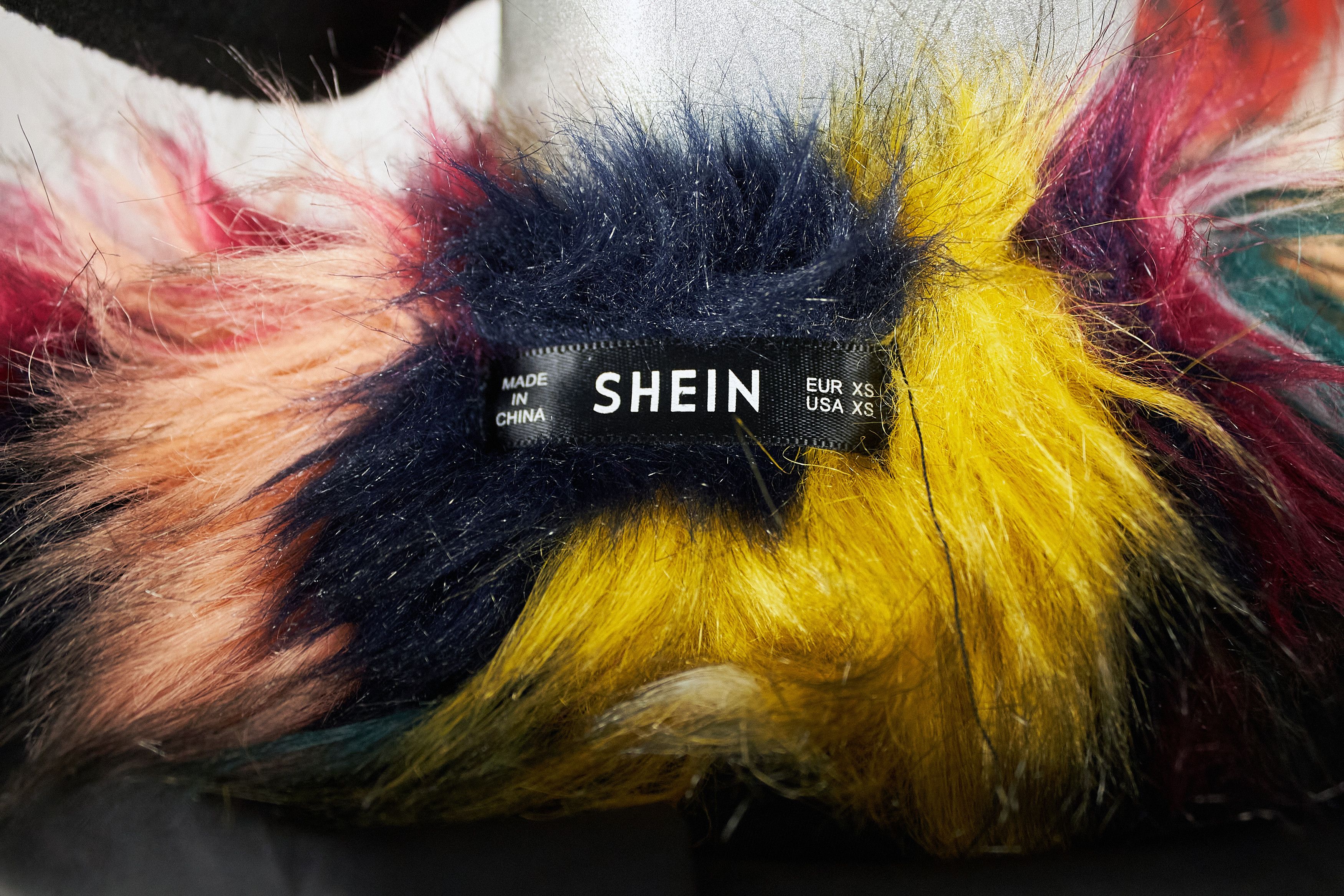 Shein Women's Y2K multicolored Shein rainbow fur coat Size XS / US 0-2 / IT 36-38 - 9 Thumbnail
