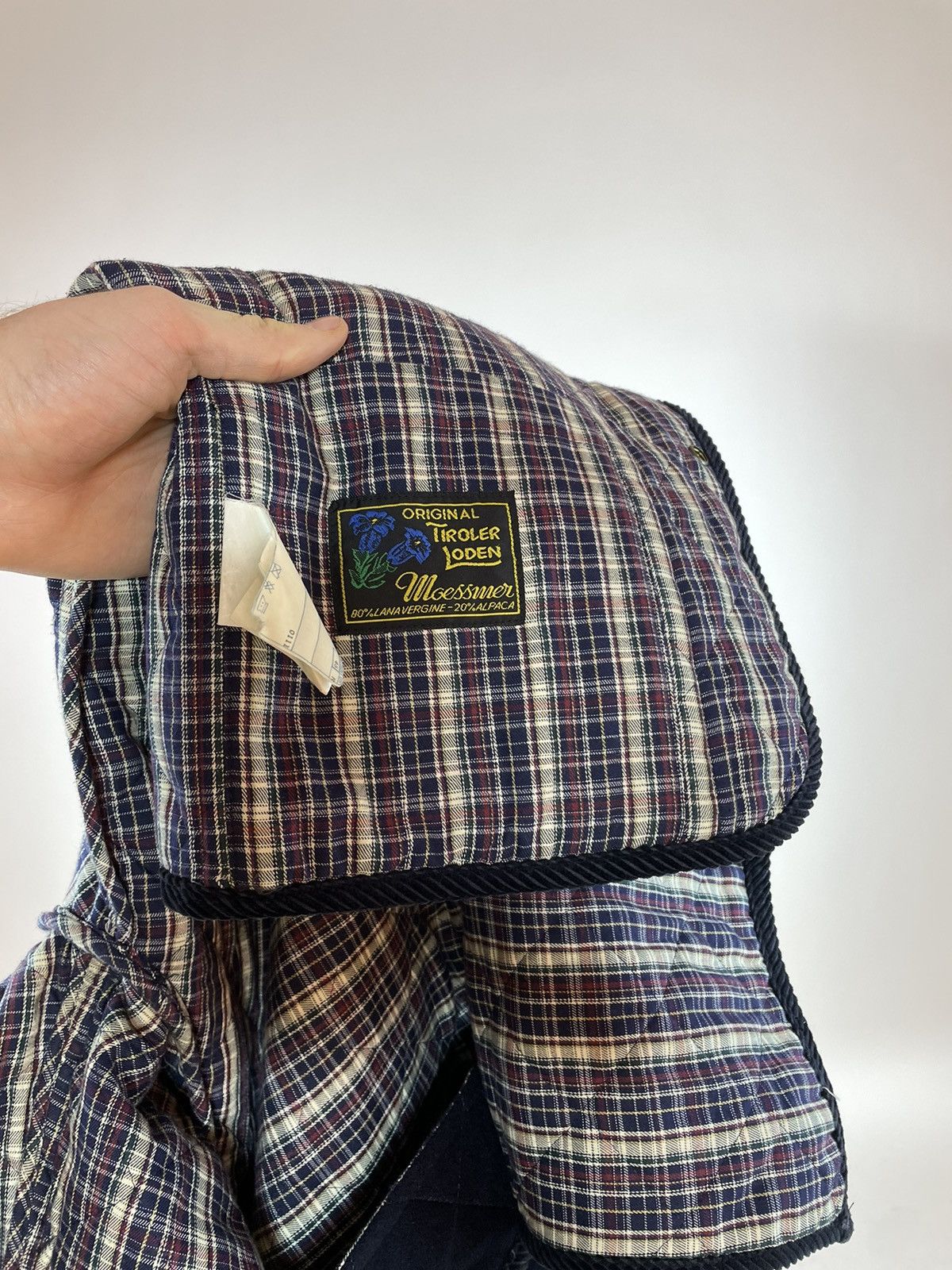 Vintage TIROLER LODEN Moessmer Virgin Lana/Alpaca Quilt jacket Mens Size US XL / EU 56 / 4 - 11 Thumbnail