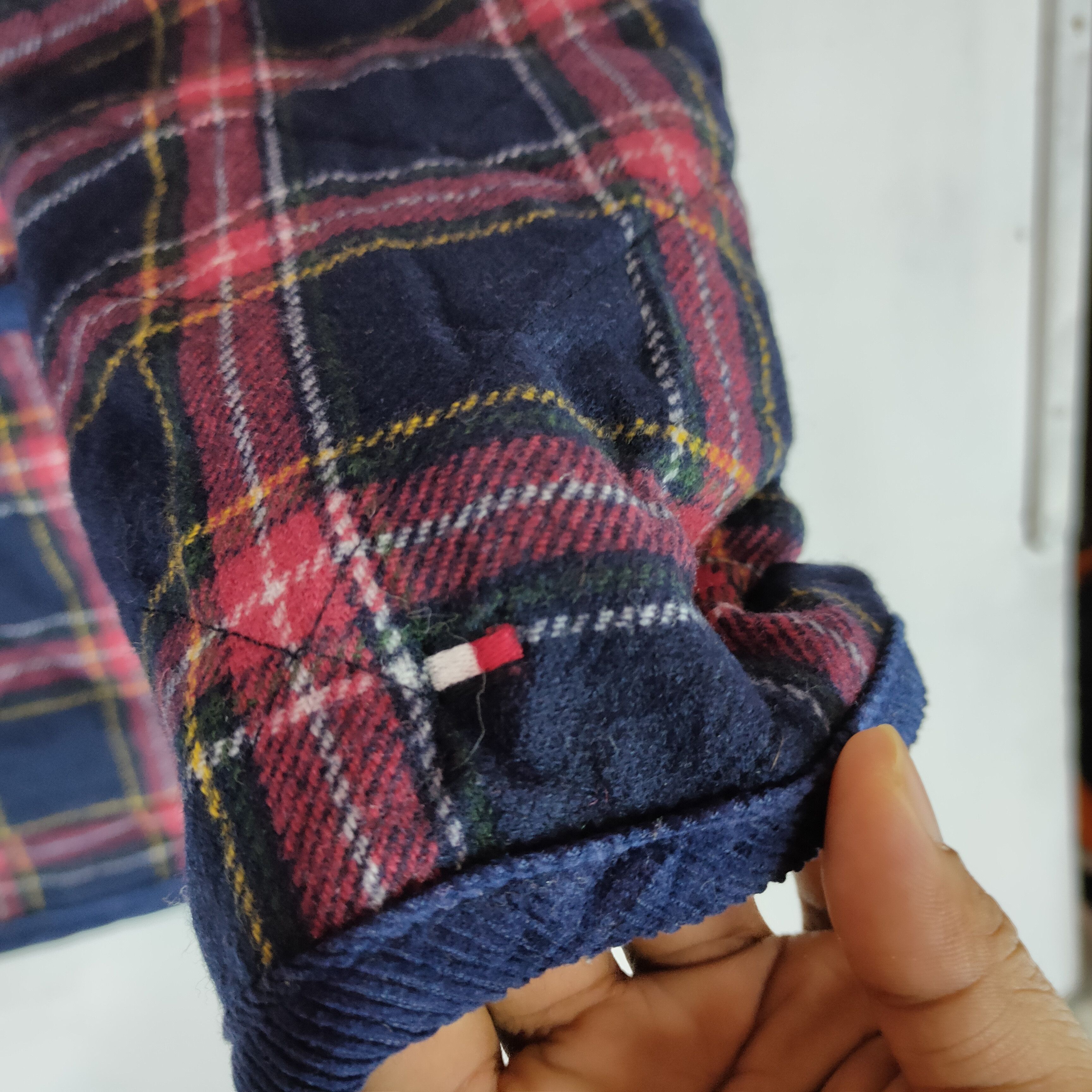 Tommy Hilfiger FREE GIFT!! TOMMY HILFIGER Full Snap Button Jacket Grid Size US L / EU 52-54 / 3 - 3 Thumbnail
