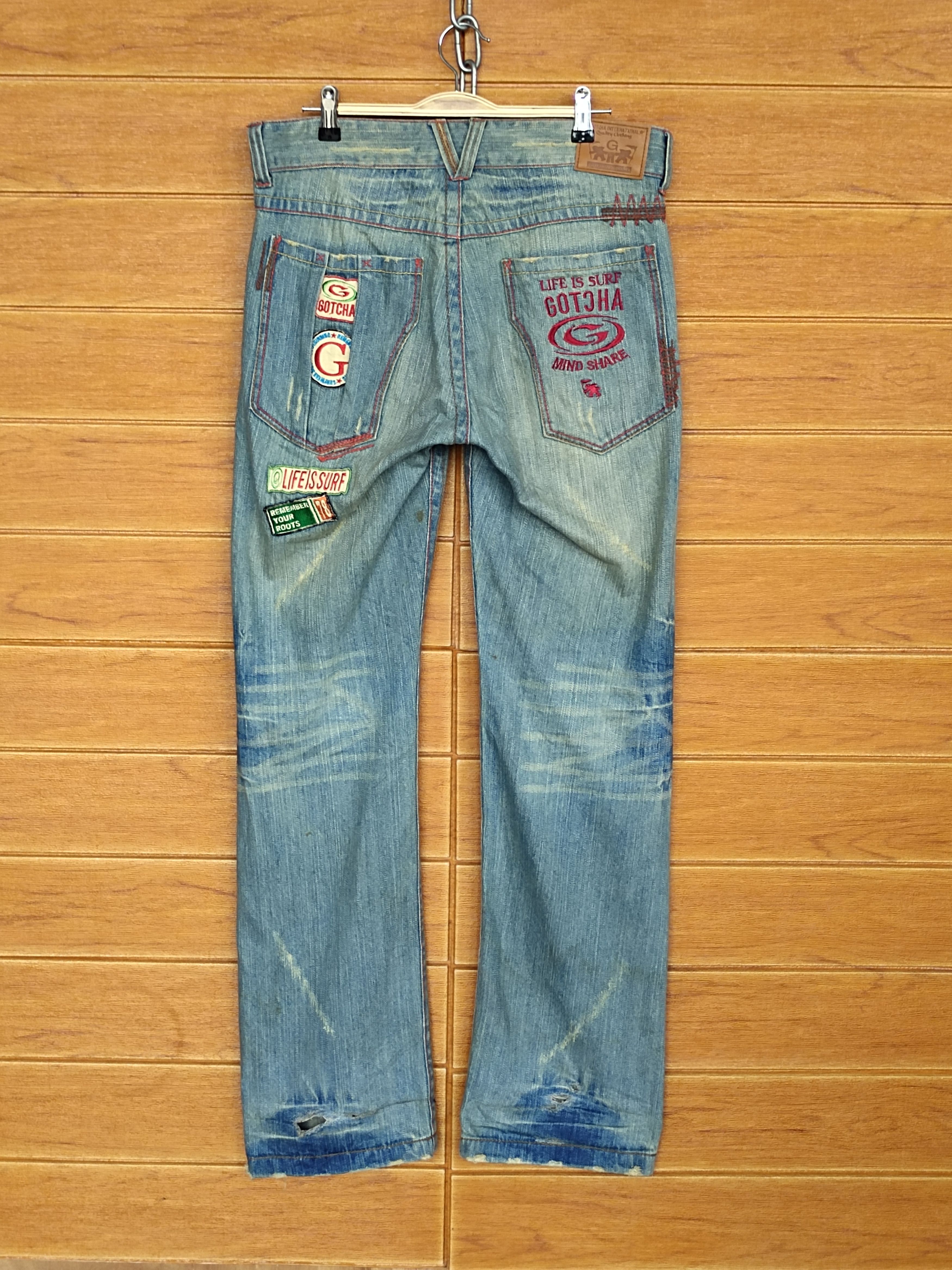 If Six Was Nine GOTCHA SURF Patches Distressed Denim Jeans Size US 33 - 1 Thumbnail