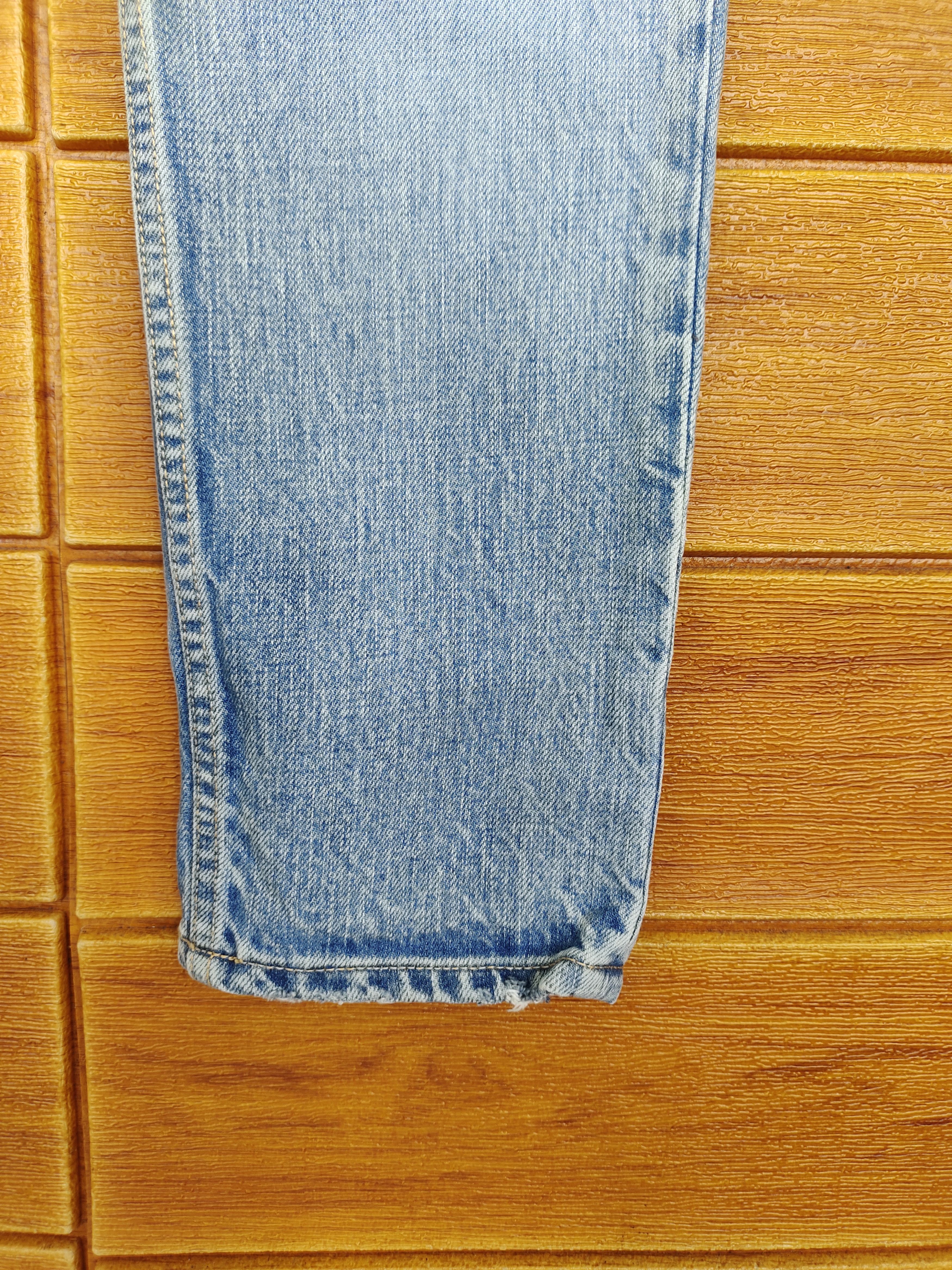 Tomorrowland TOMORROWLAND X MACPHEE Distressed Denim Pants Size US 29 - 12 Thumbnail