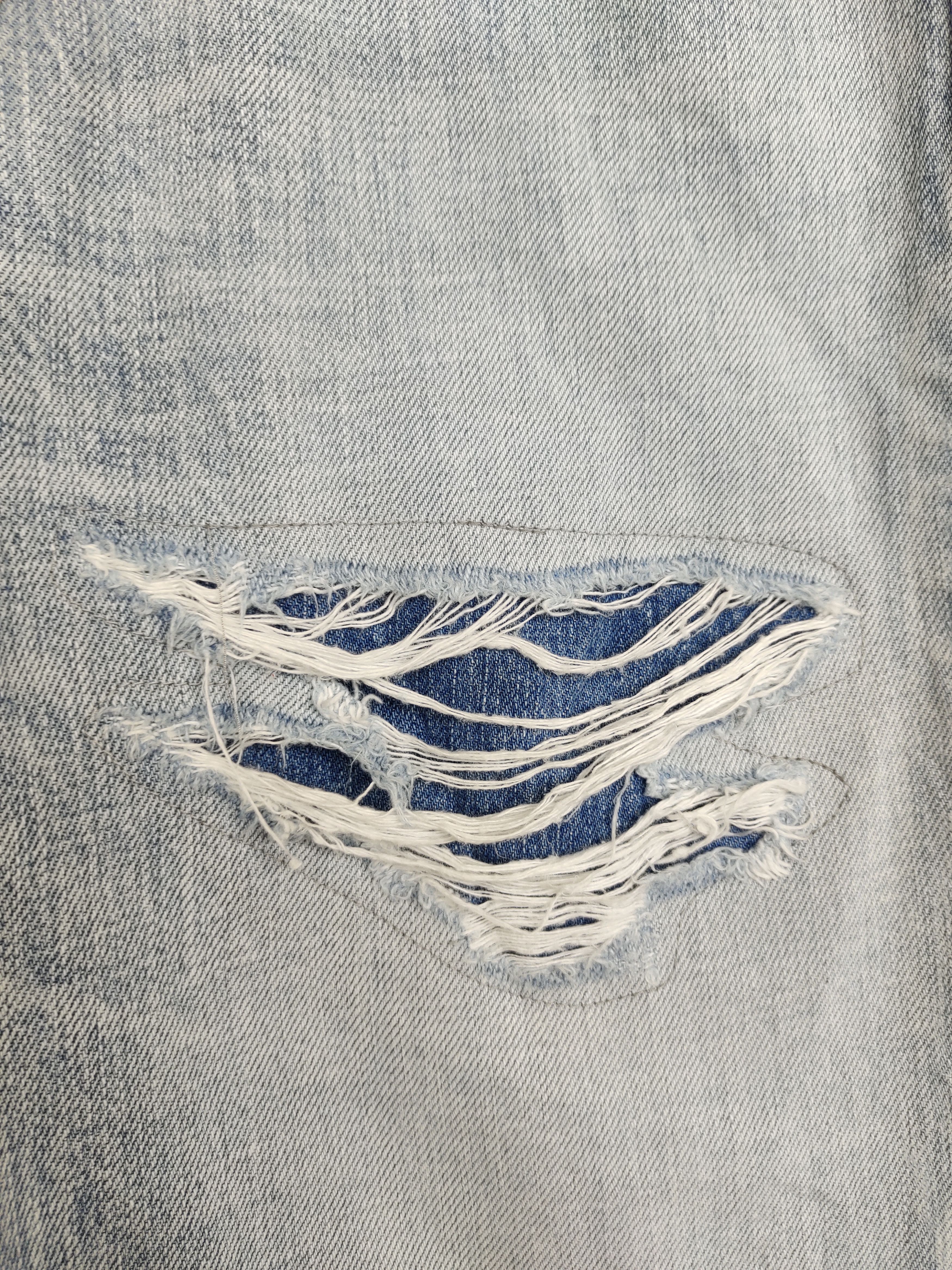 Tomorrowland TOMORROWLAND X MACPHEE Distressed Denim Pants Size US 29 - 6 Thumbnail