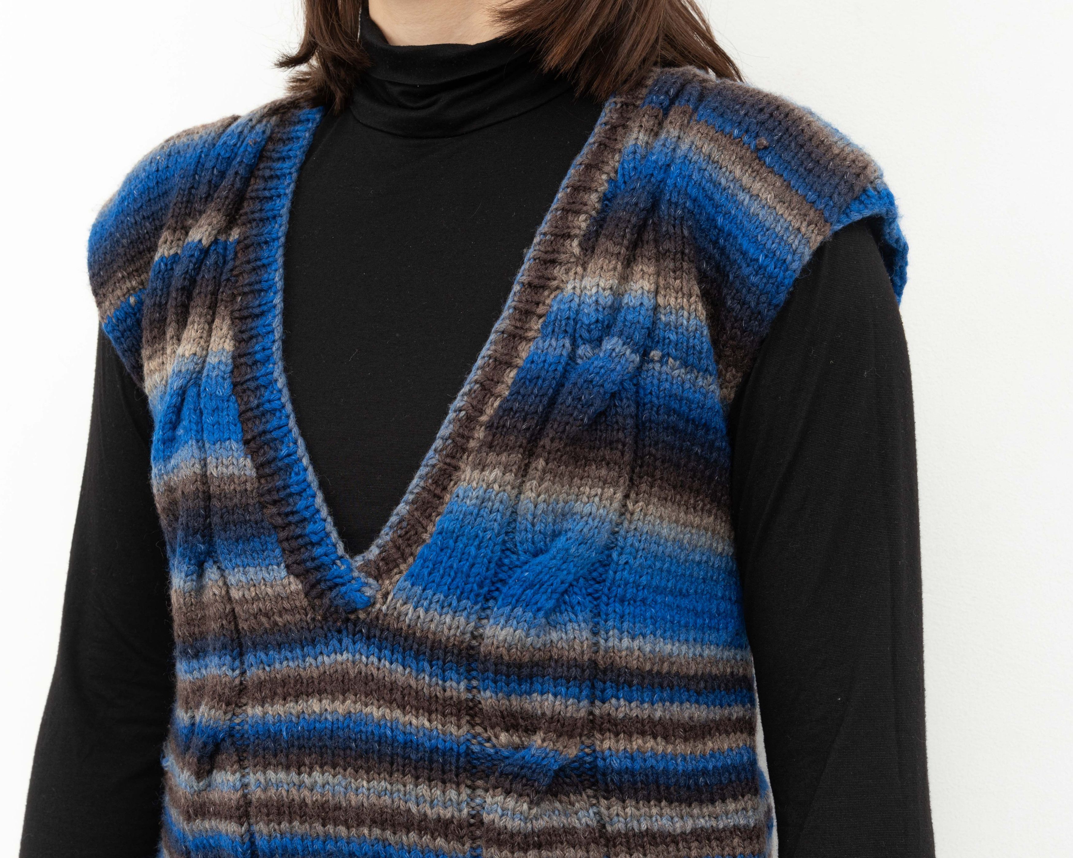 Handmade × Vintage Wool Handmade Pullover Vest Tank V-Neck Gilet Waistcoat Size L / US 10 / IT 46 - 5 Thumbnail